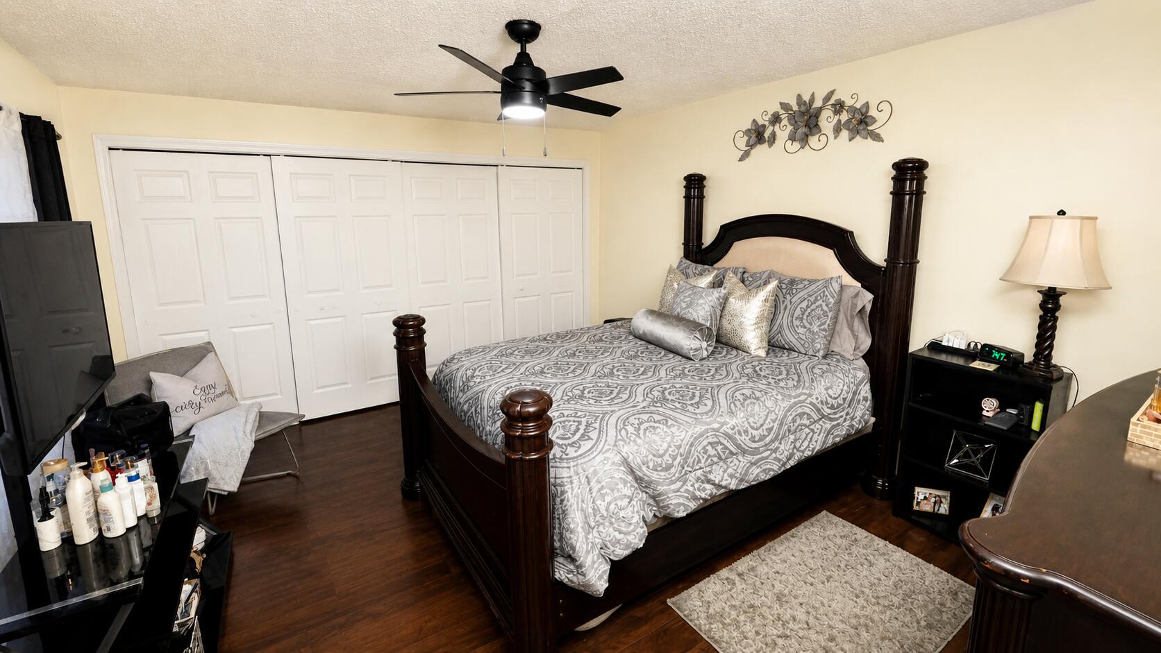245 Woodland, Palm Springs FL 33461