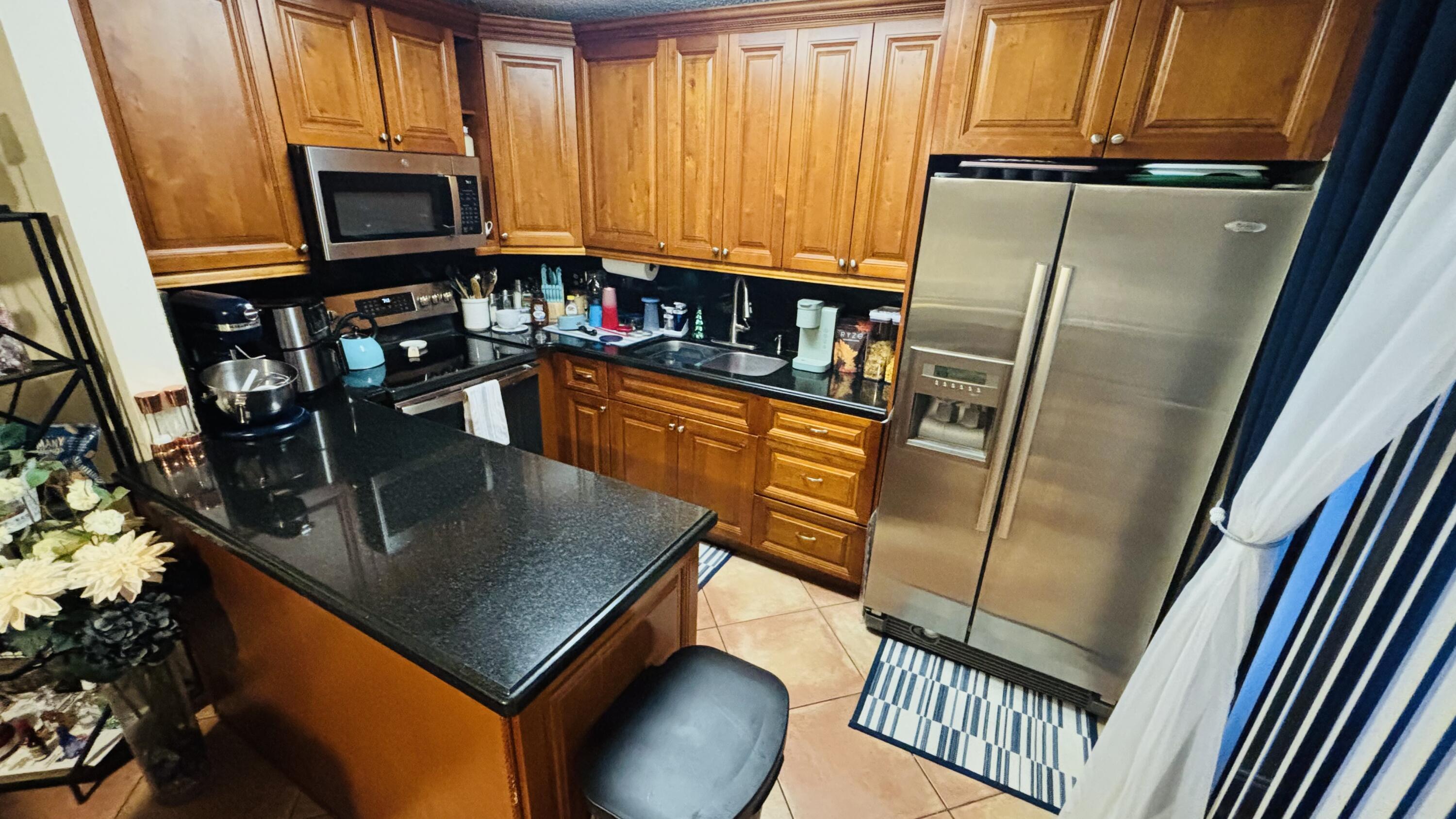 245 Woodland, Palm Springs FL 33461