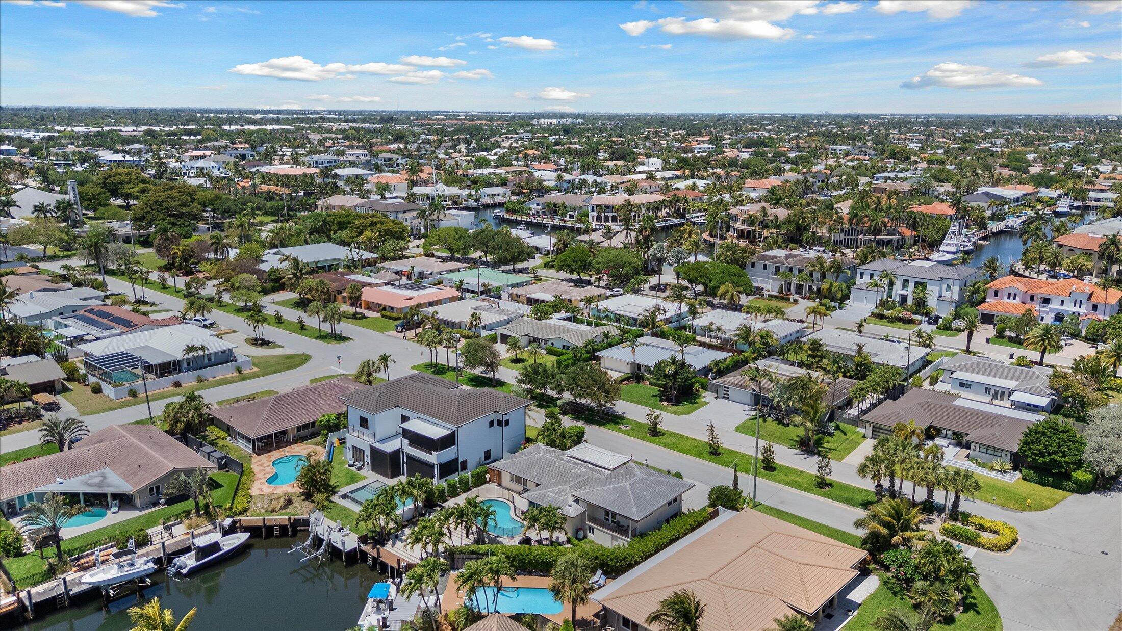 2948 NE 35th, Lighthouse Point FL 33064