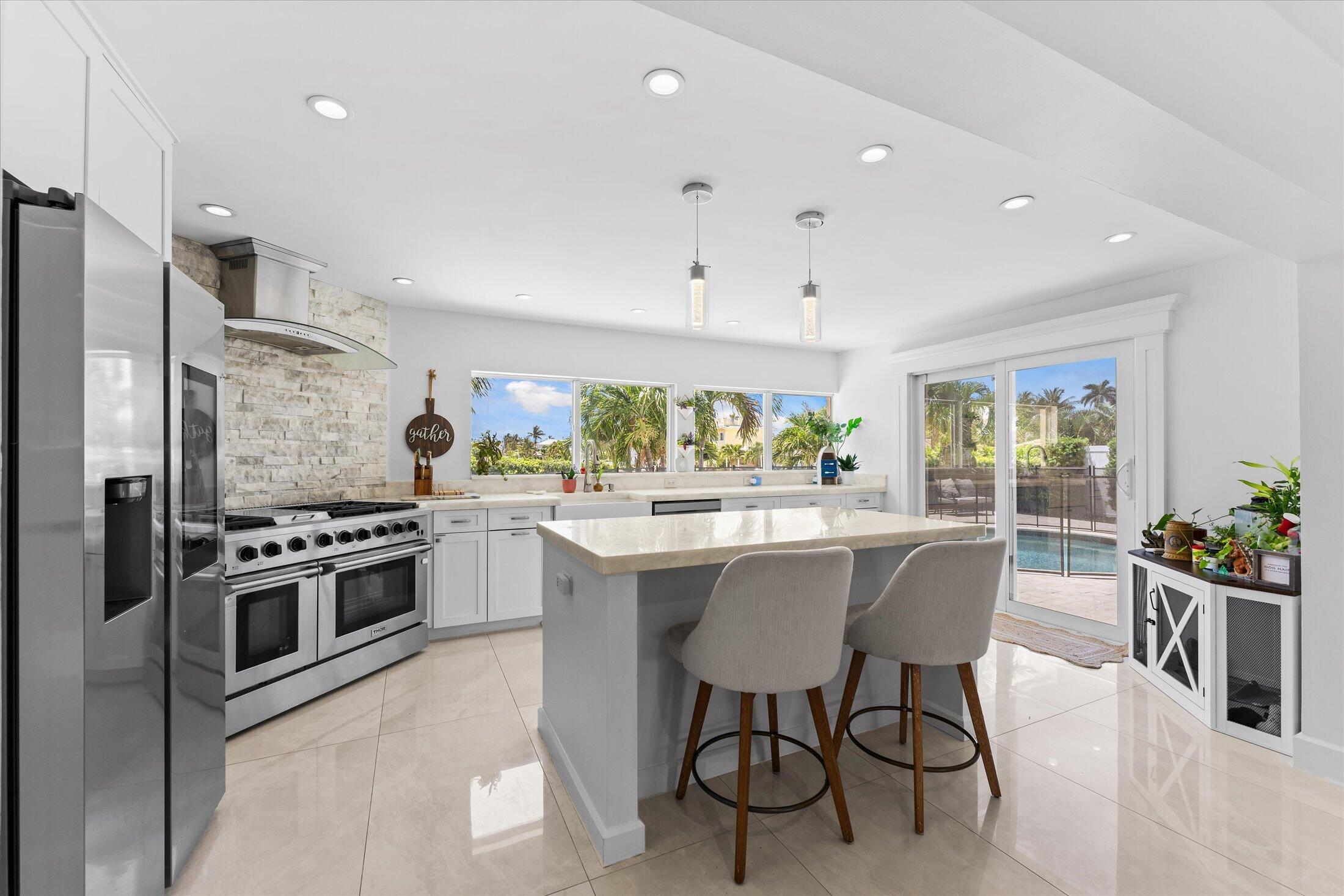 2948 NE 35th, Lighthouse Point FL 33064