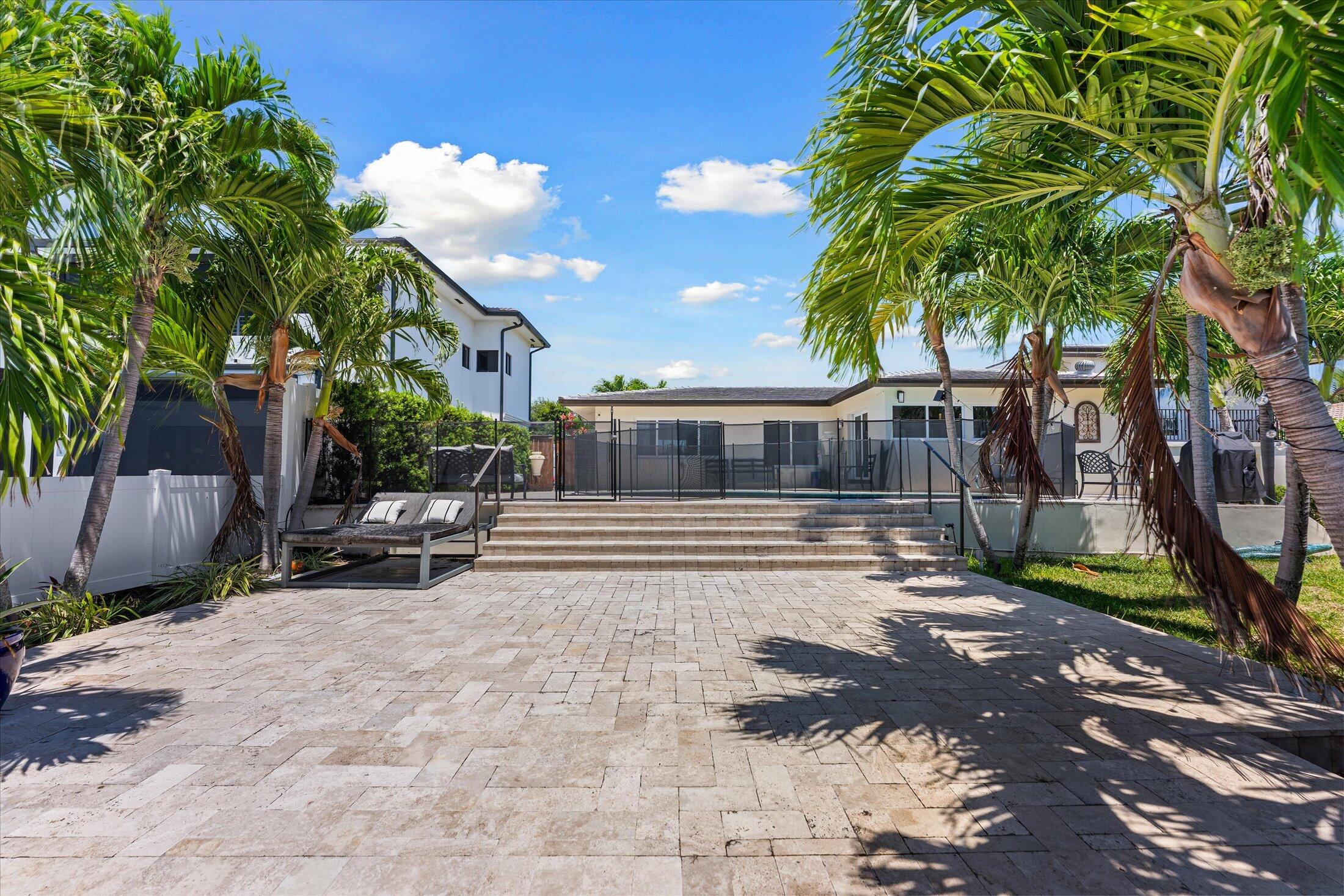 2948 NE 35th, Lighthouse Point FL 33064