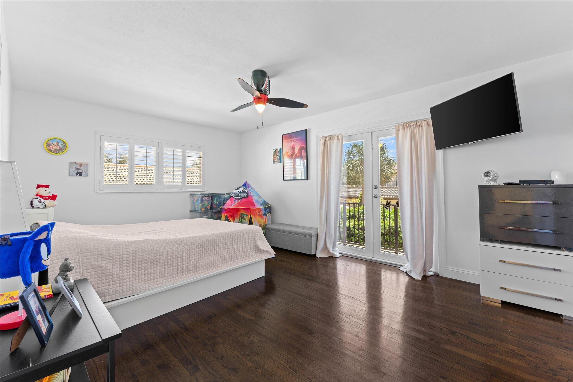 2948 NE 35th, Lighthouse Point FL 33064