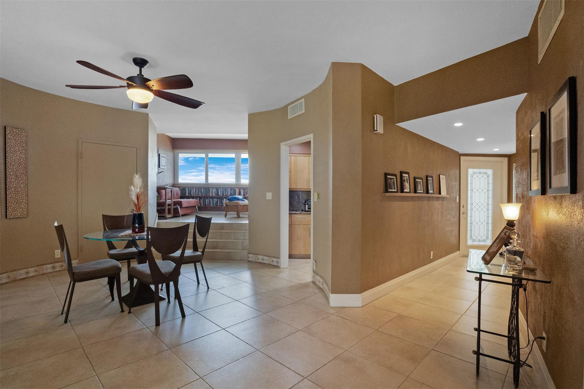 333 Sunset #503, Fort Lauderdale FL 33301