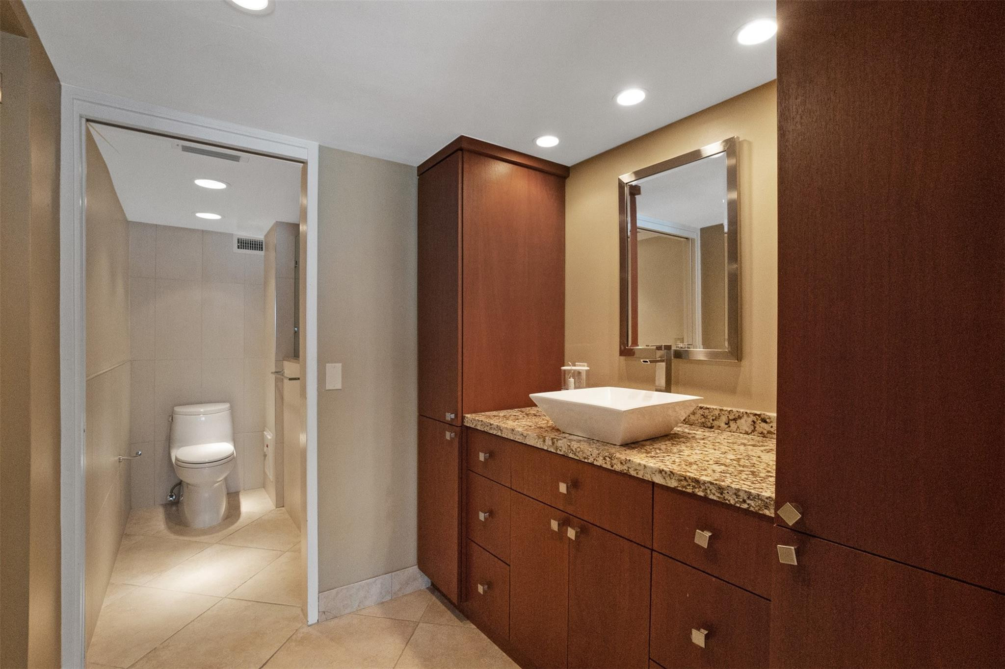 333 Sunset #503, Fort Lauderdale FL 33301