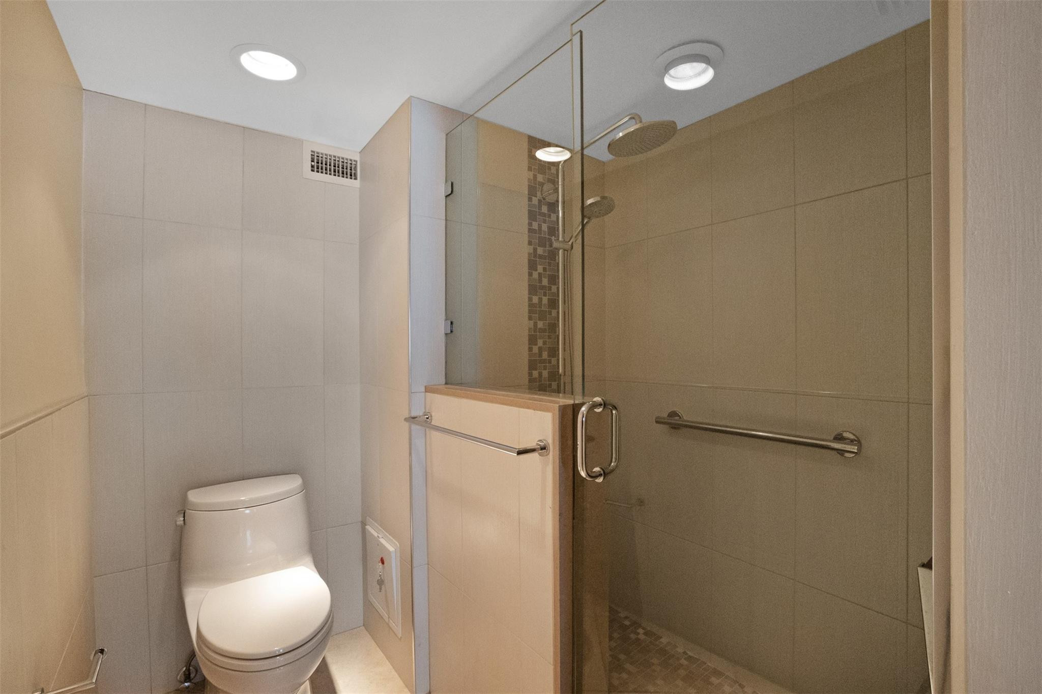 333 Sunset #503, Fort Lauderdale FL 33301