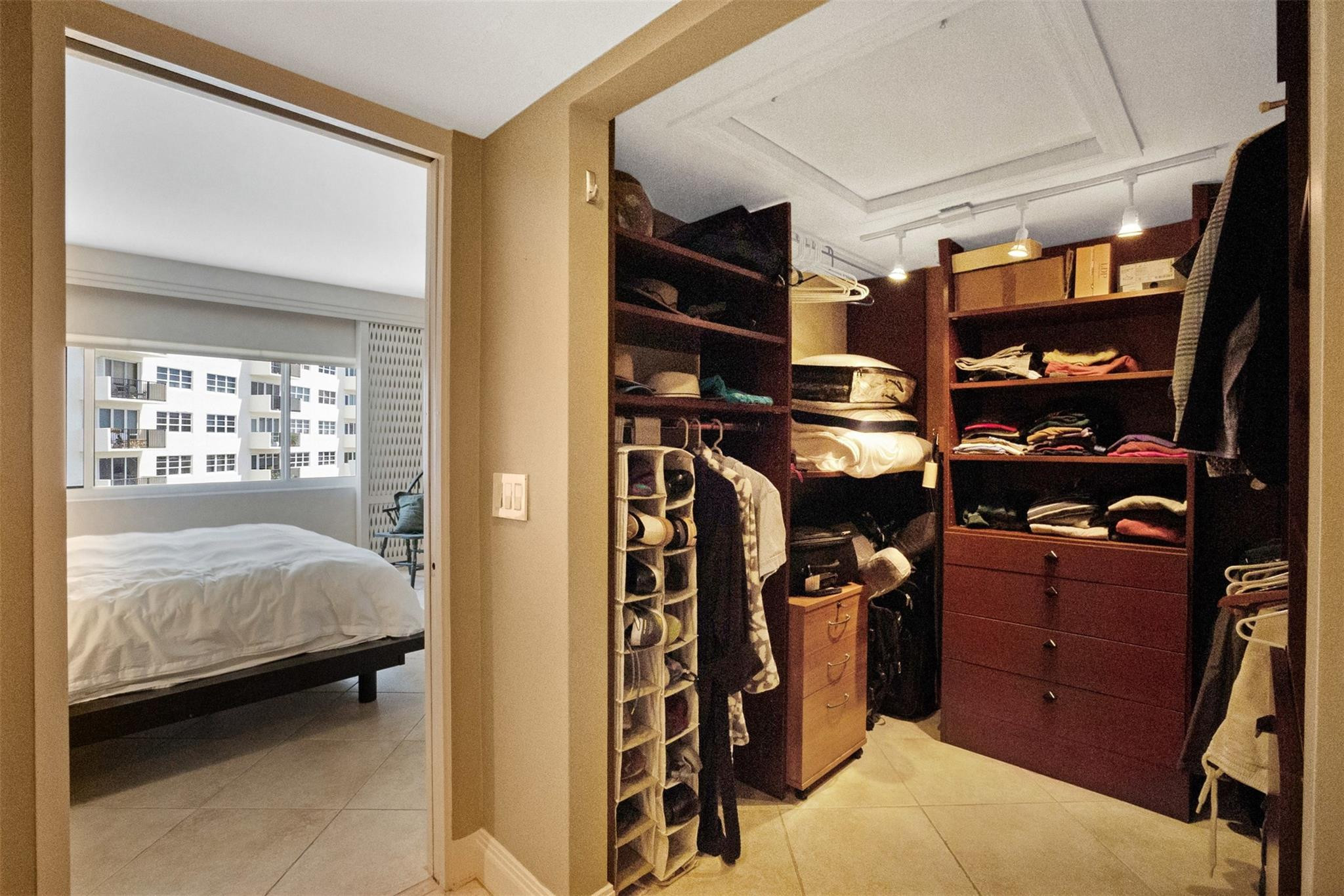 333 Sunset #503, Fort Lauderdale FL 33301