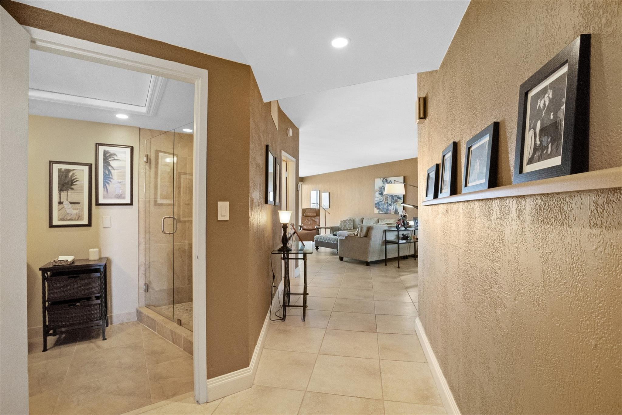 333 Sunset #503, Fort Lauderdale FL 33301