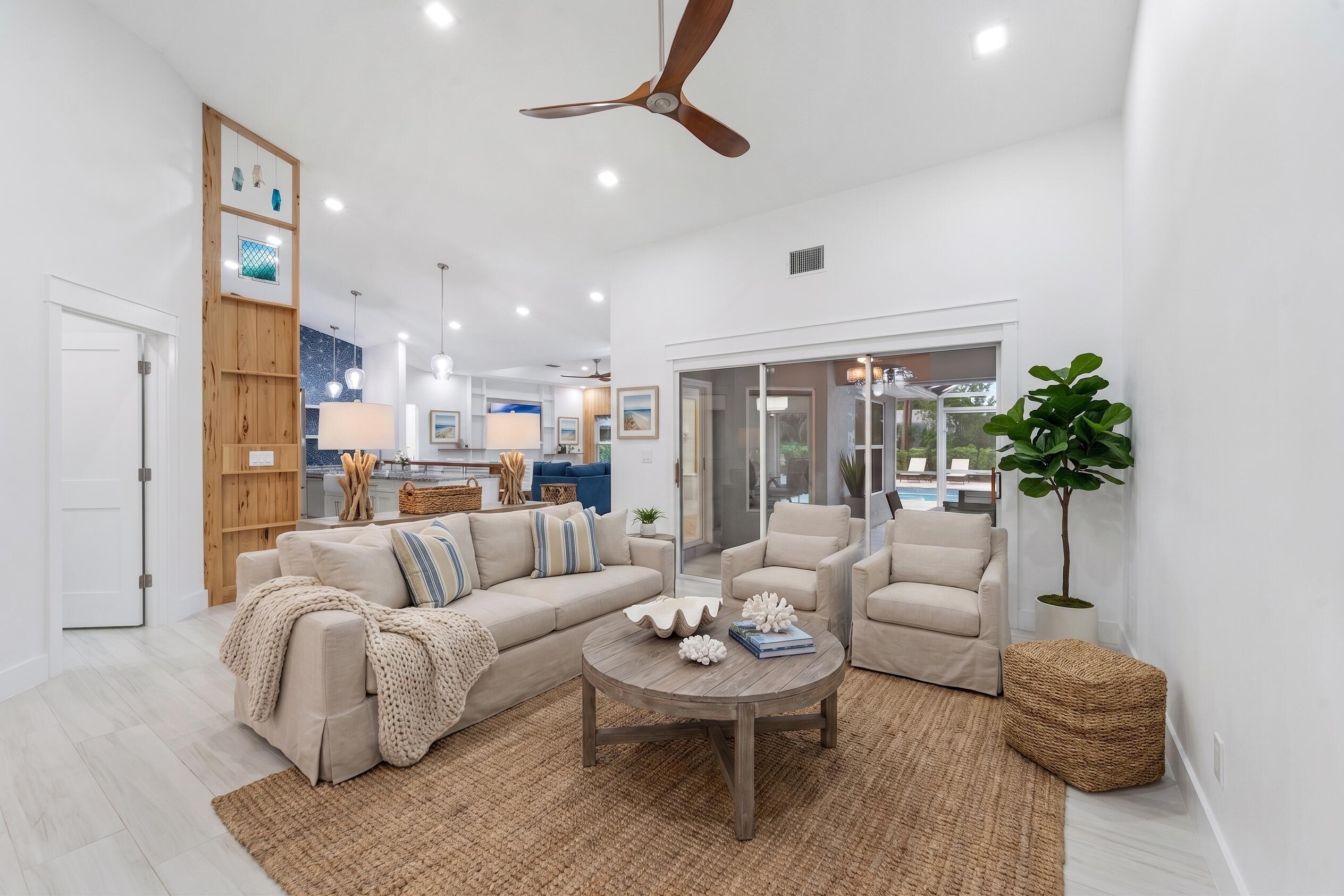 14450 N 69th Dr, Palm Beach Gardens FL 33418