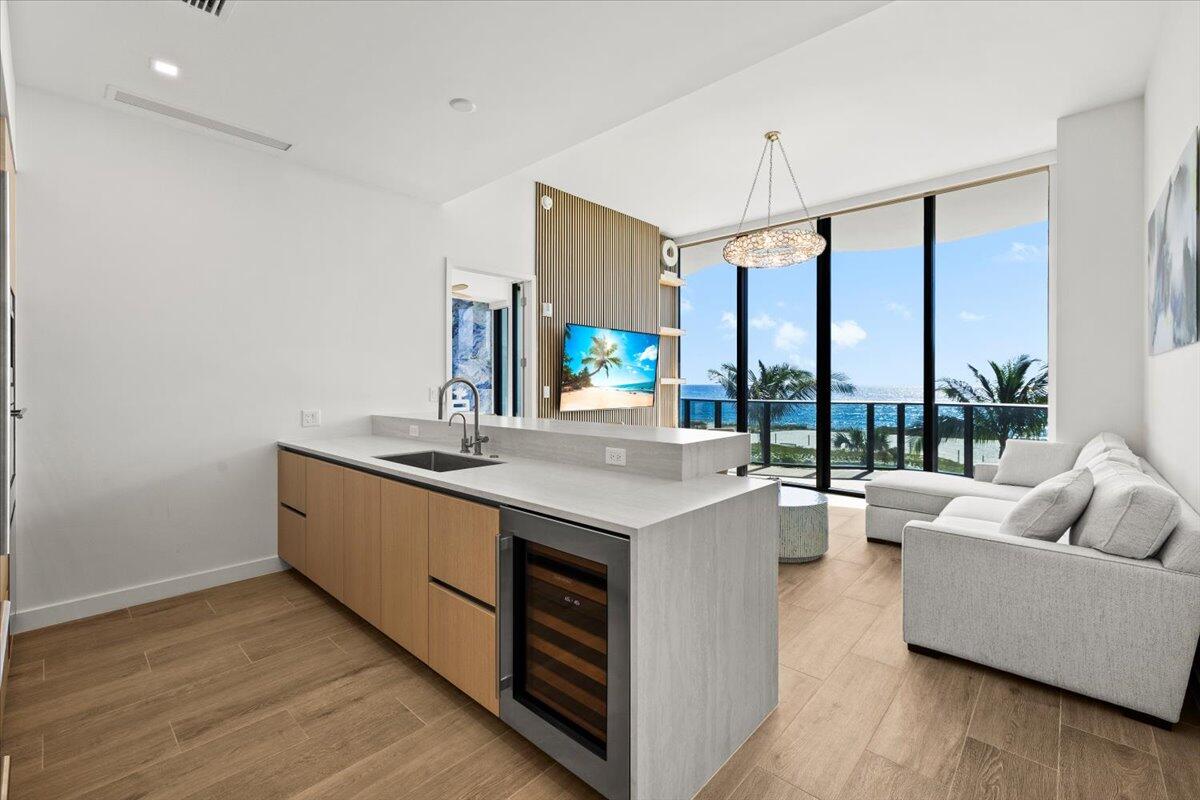 900 N Ocean #305, Pompano Beach FL 33062