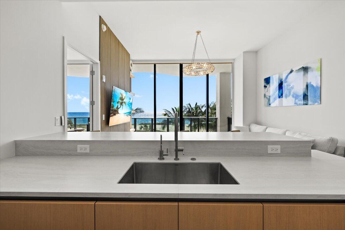900 N Ocean #305, Pompano Beach FL 33062