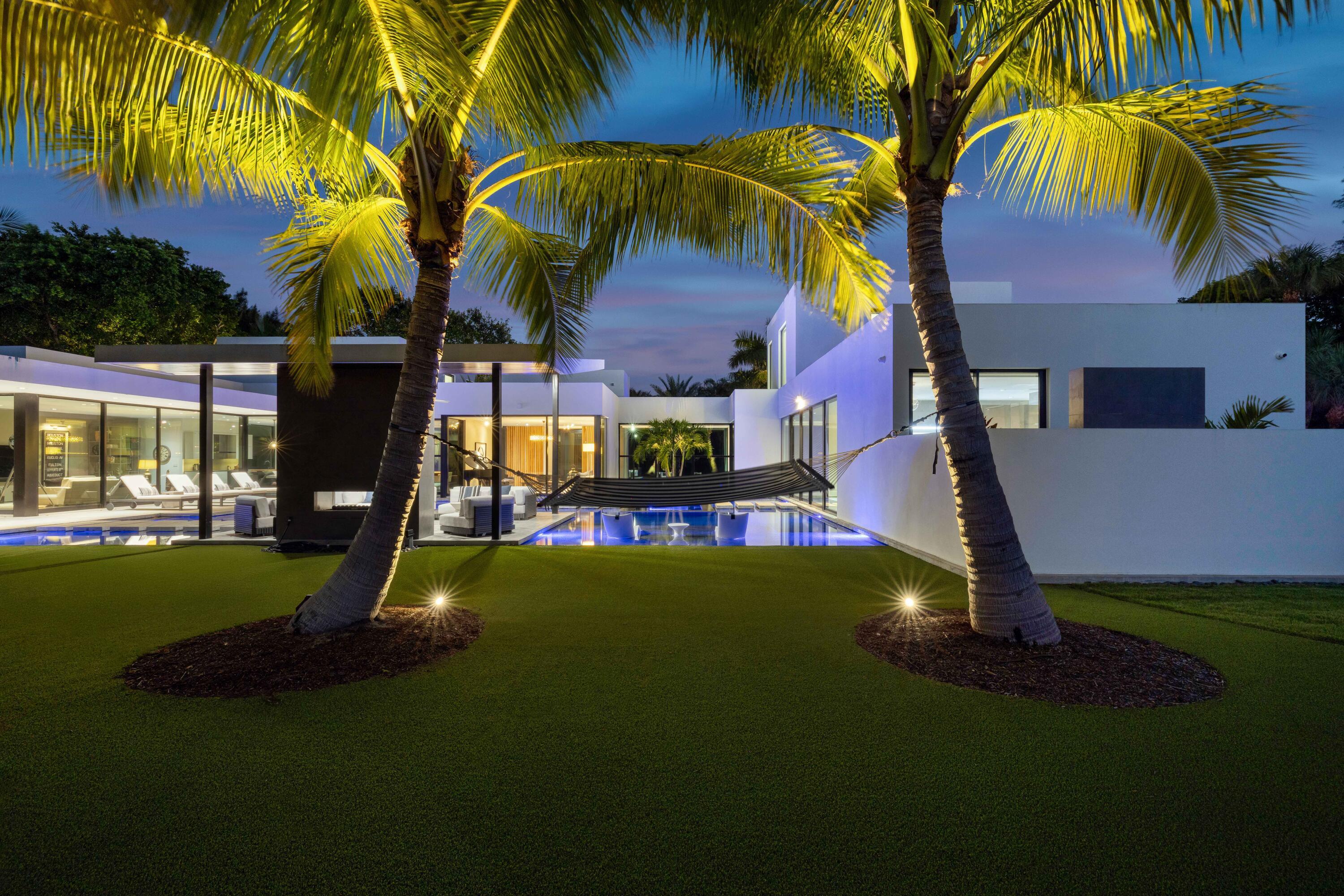 12 N Beach, Jupiter Island FL 33455