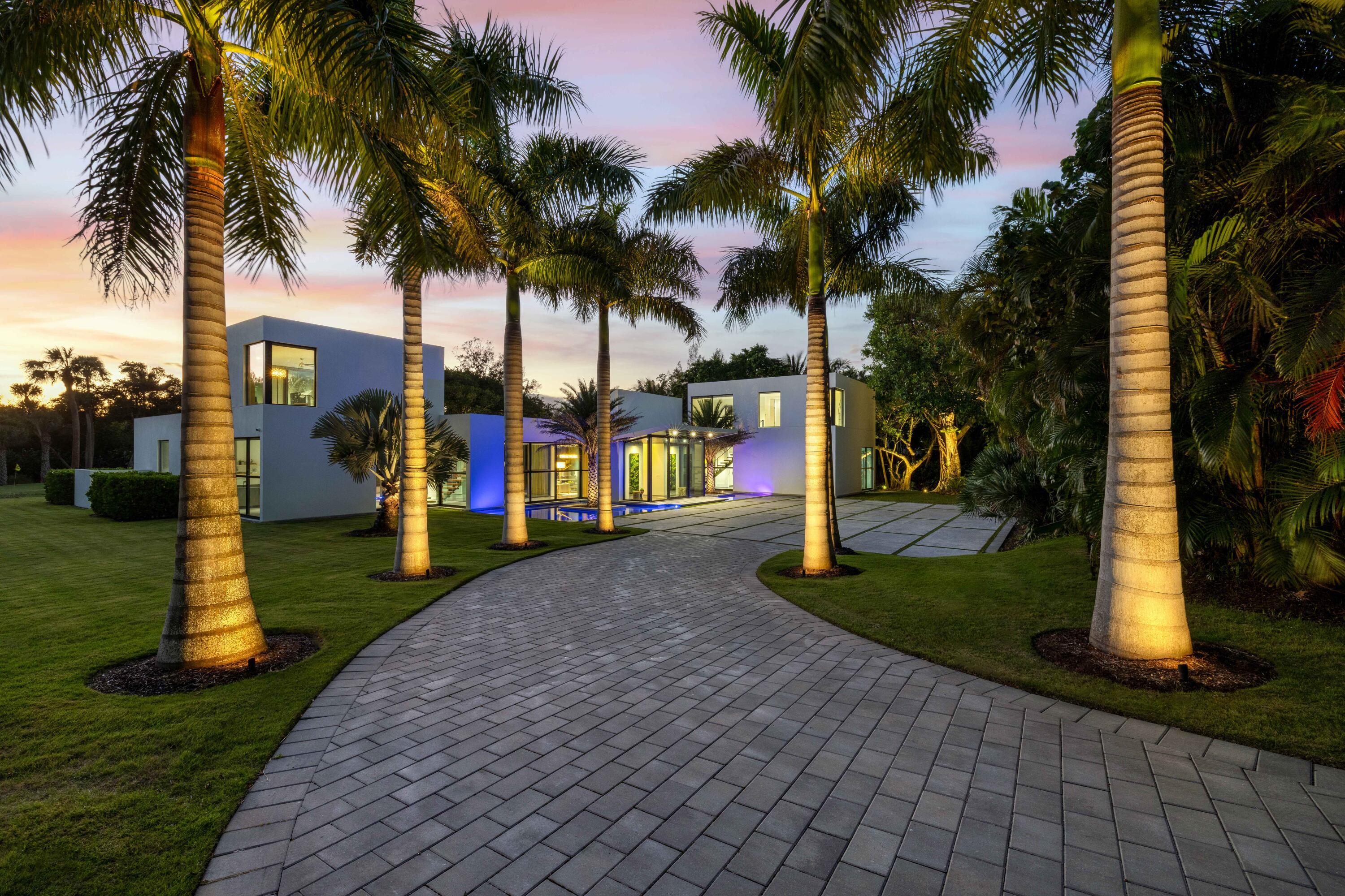 12 N Beach, Jupiter Island FL 33455