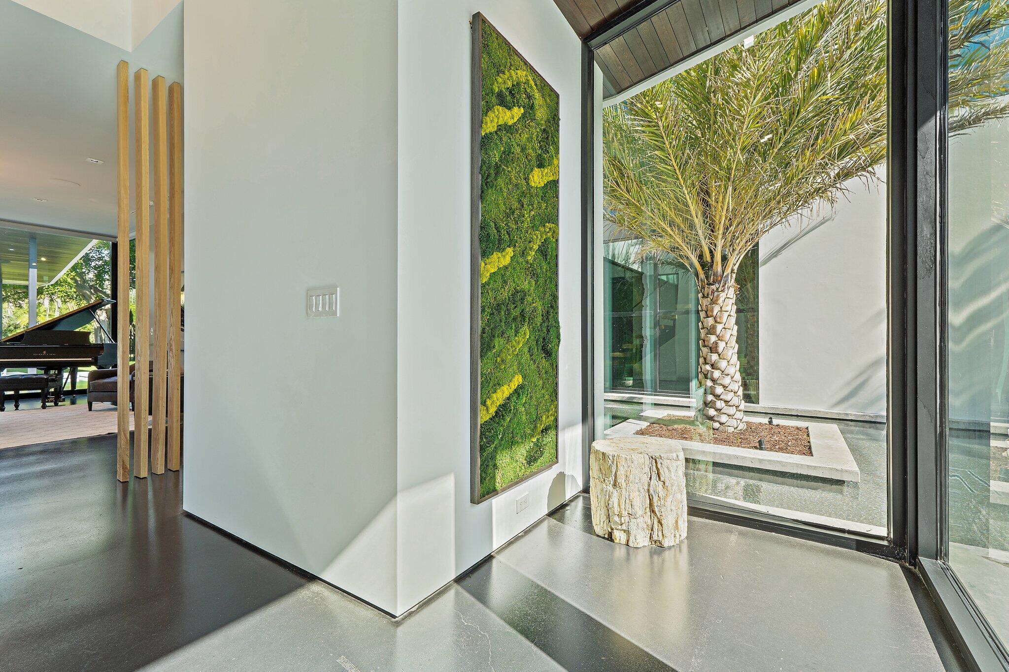 12 N Beach, Jupiter Island FL 33455