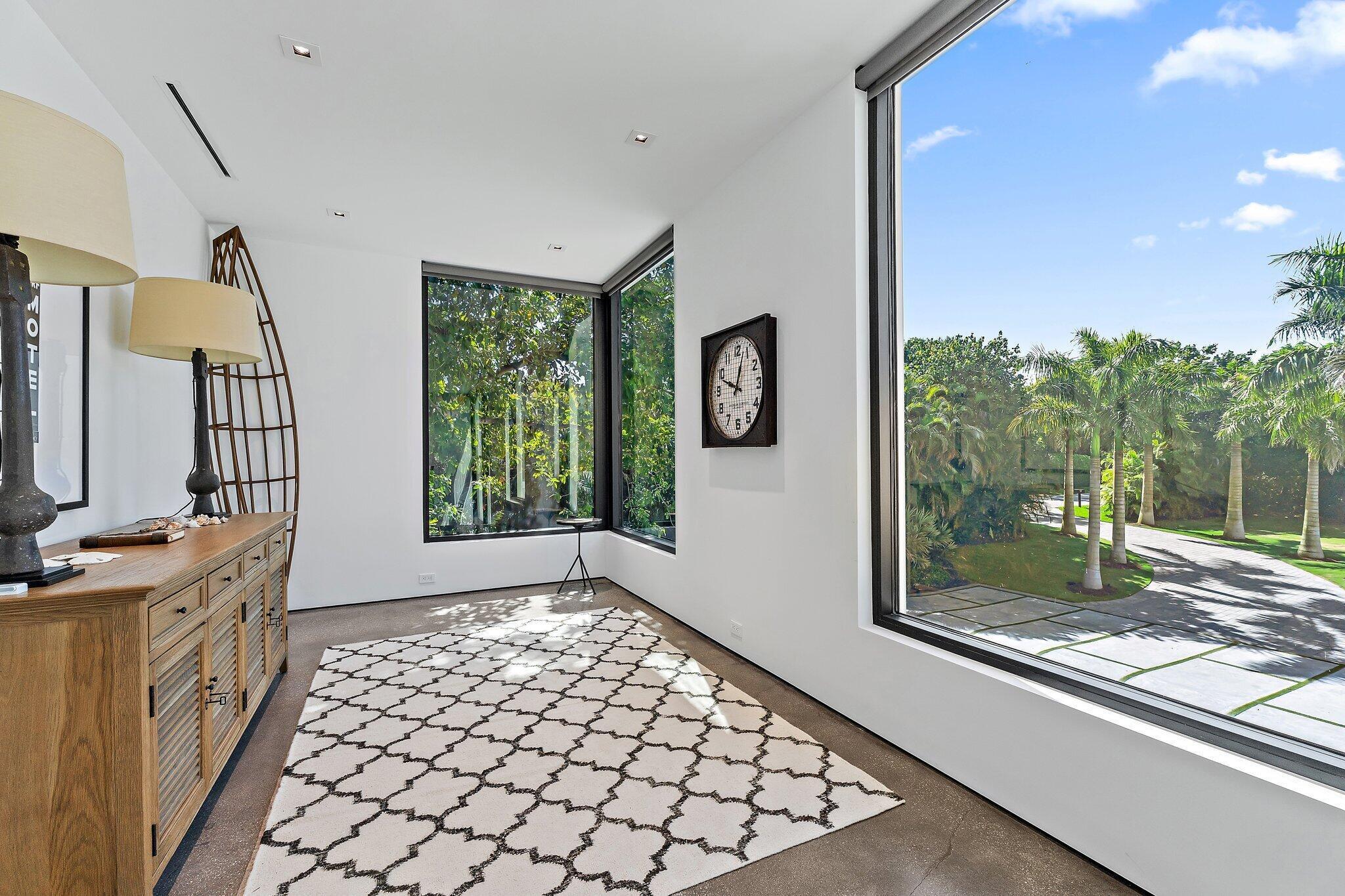 12 N Beach, Jupiter Island FL 33455