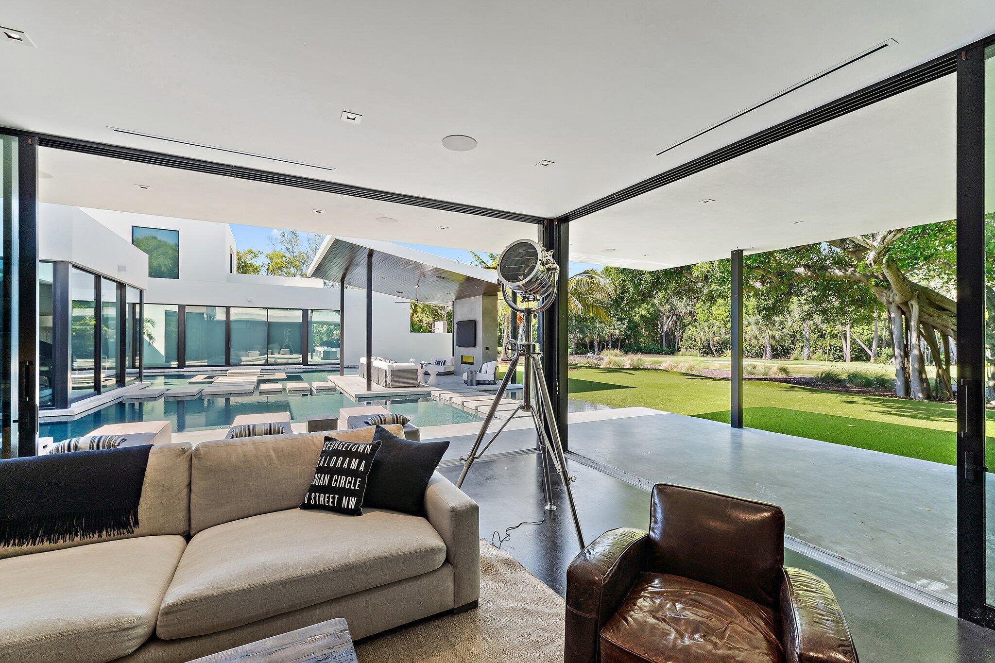 12 N Beach, Jupiter Island FL 33455
