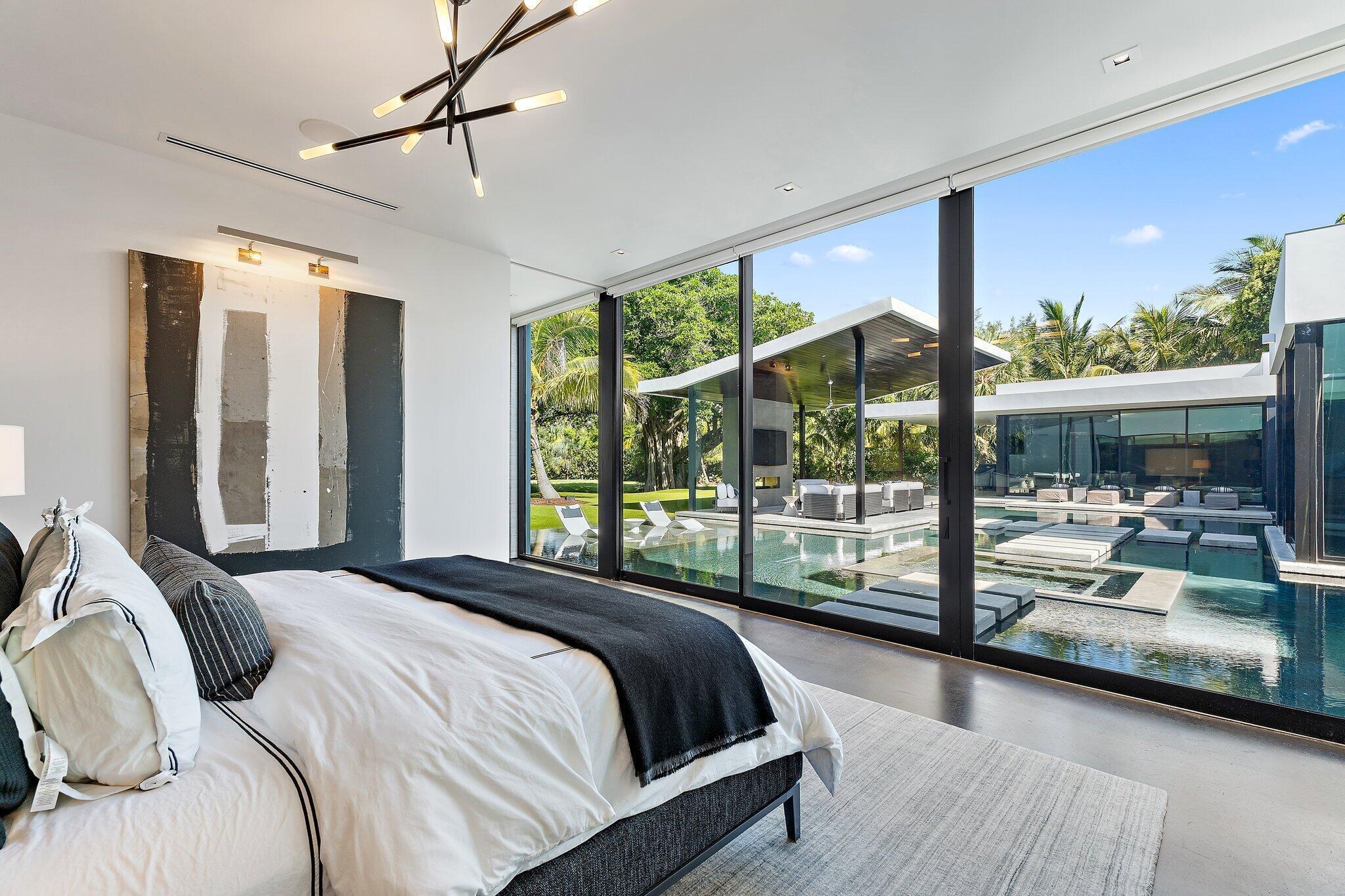 12 N Beach, Jupiter Island FL 33455