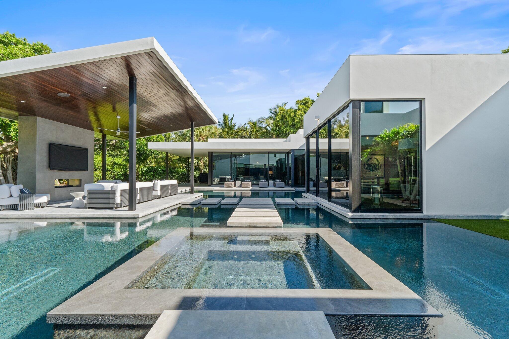 12 N Beach, Jupiter Island FL 33455