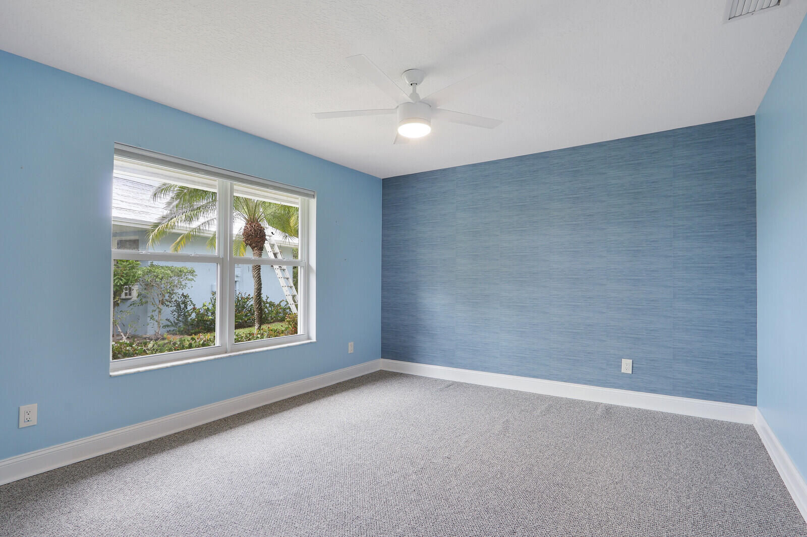 2 Old Fence, Palm Beach Gardens FL 33418