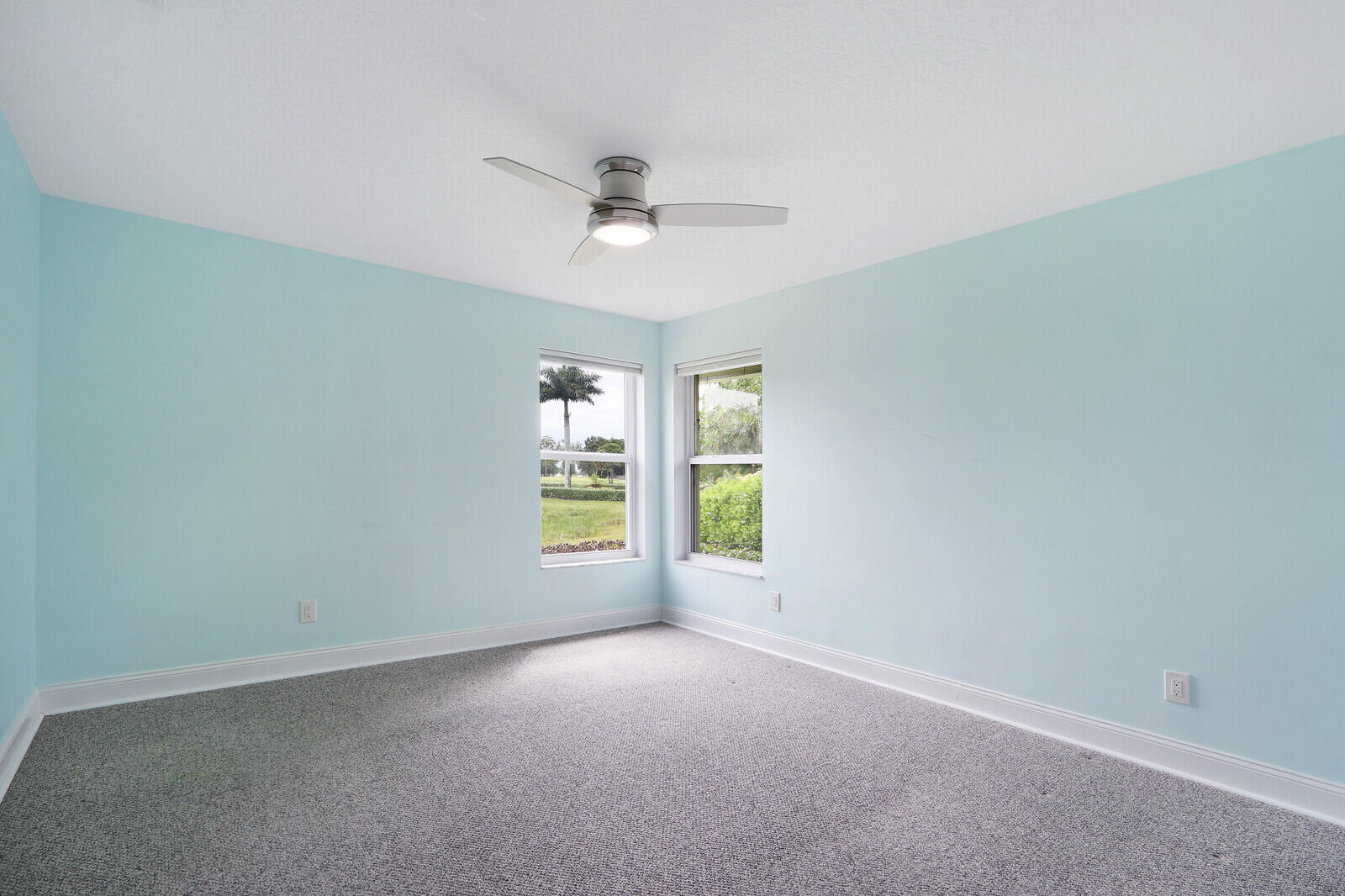 2 Old Fence, Palm Beach Gardens FL 33418