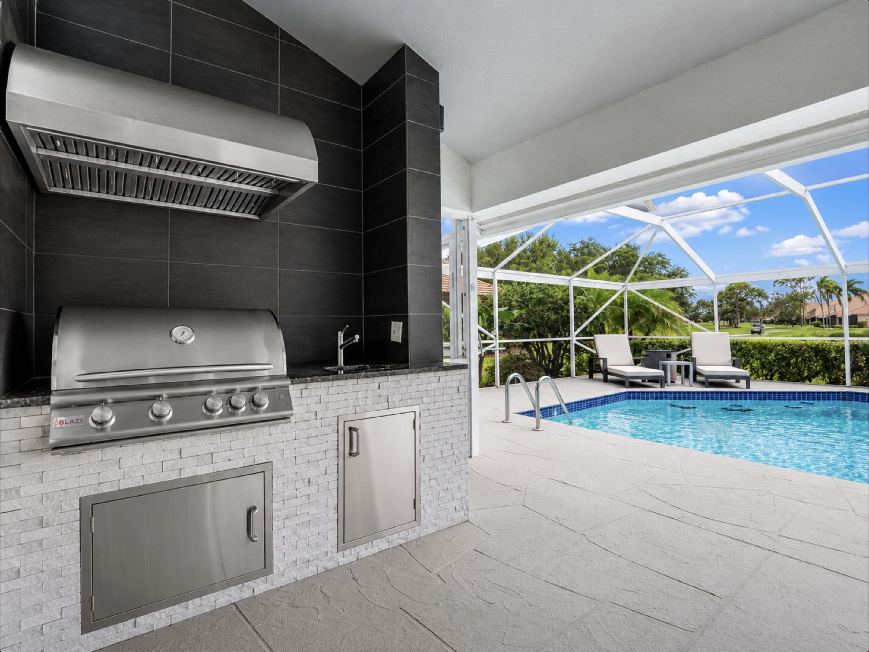 2 Old Fence, Palm Beach Gardens FL 33418
