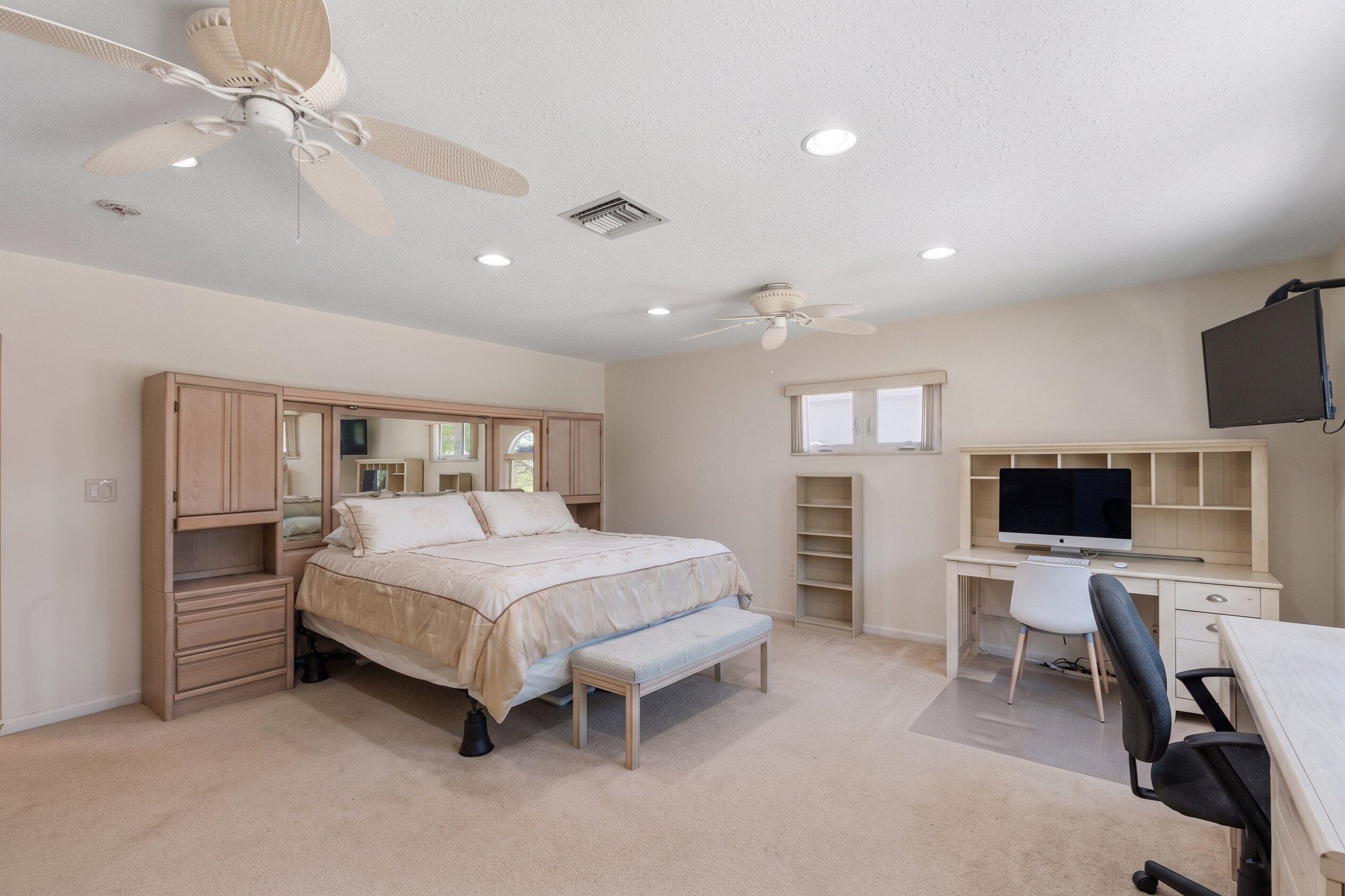 1166 Beach, Singer Island FL 33404