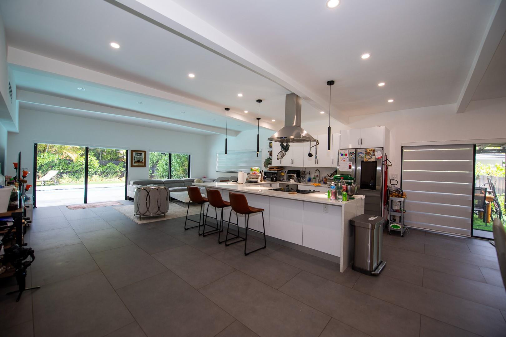 18560 NE 20th, North Miami Beach FL 33179