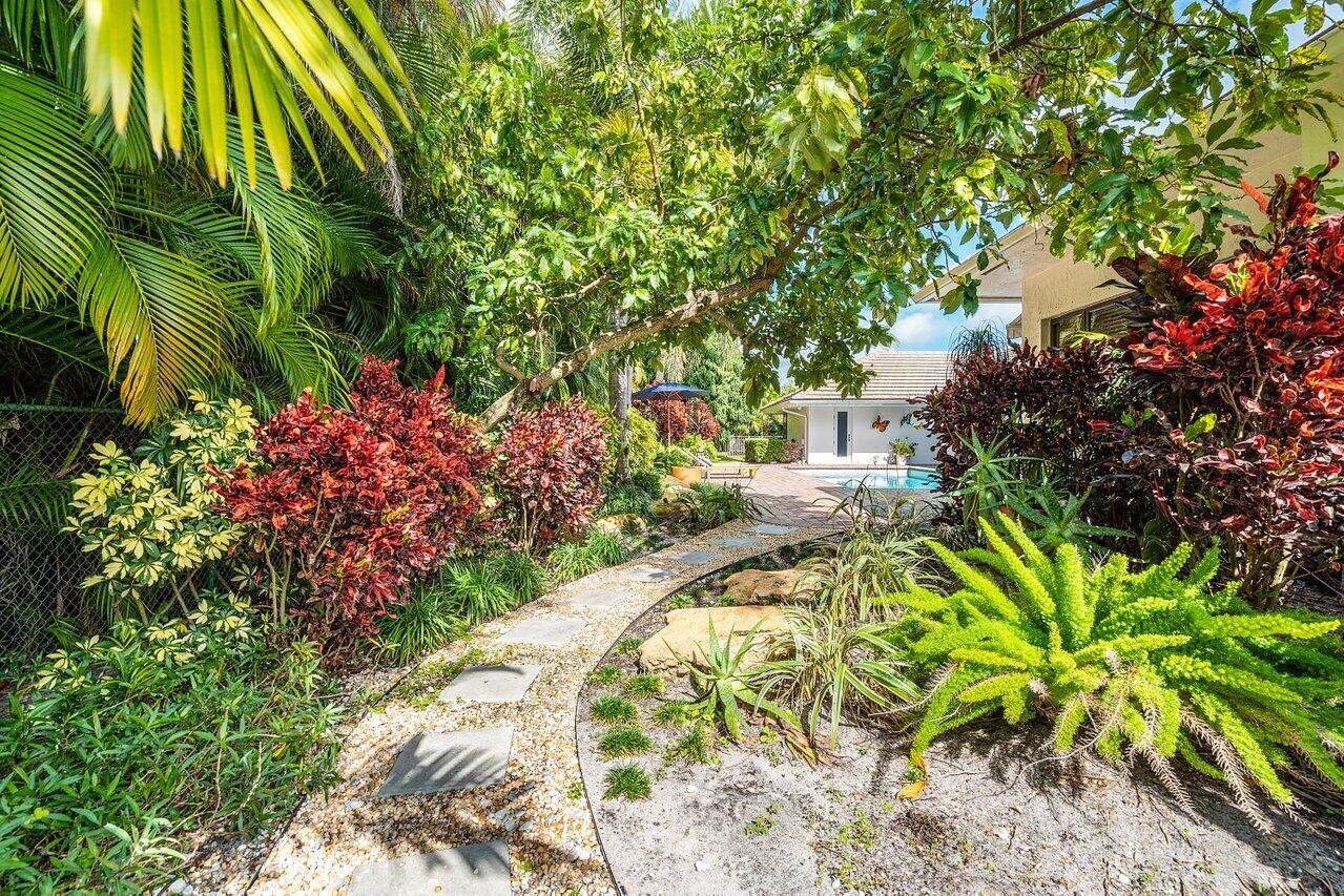 3765 Kings, Boca Raton FL 33434