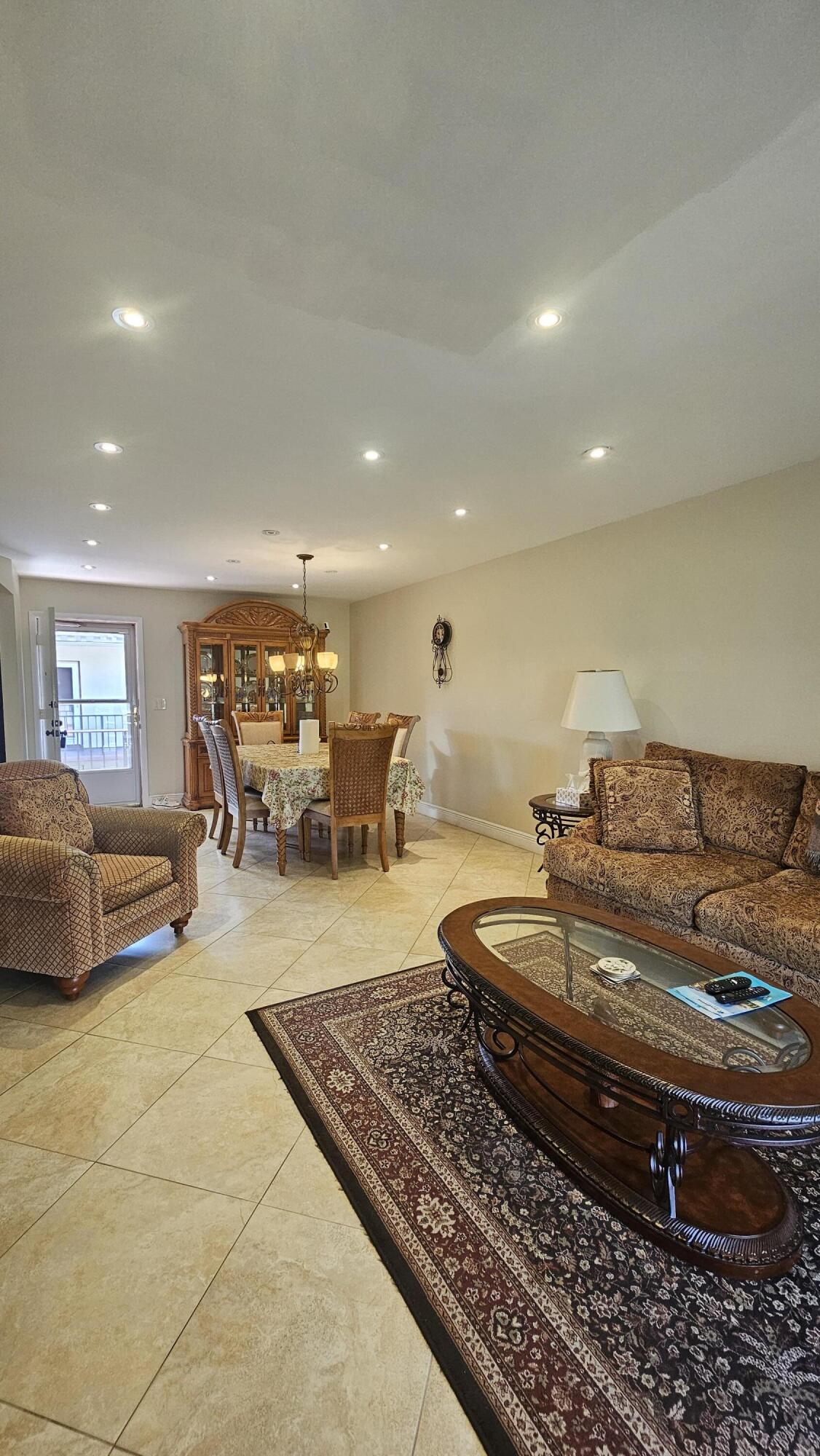 504 Davis #96, Palm Springs FL 33461