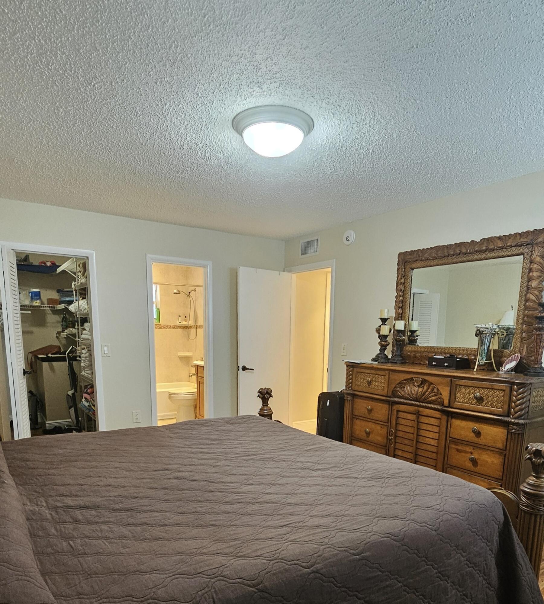 504 Davis #96, Palm Springs FL 33461