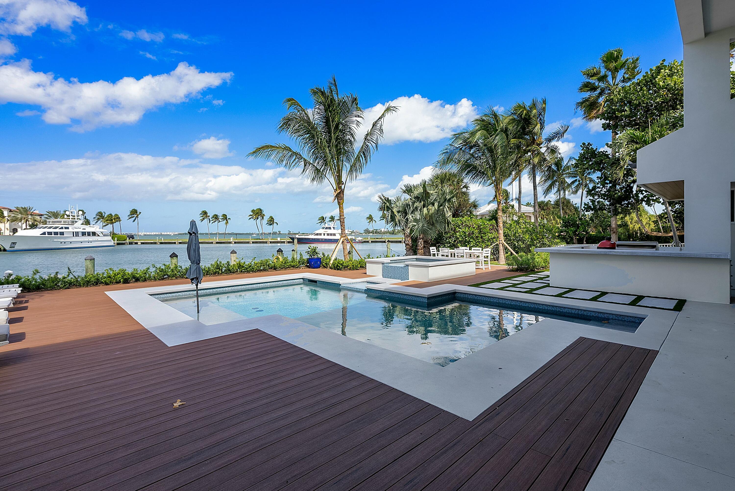 6879 SE South Marina, Stuart FL 34996