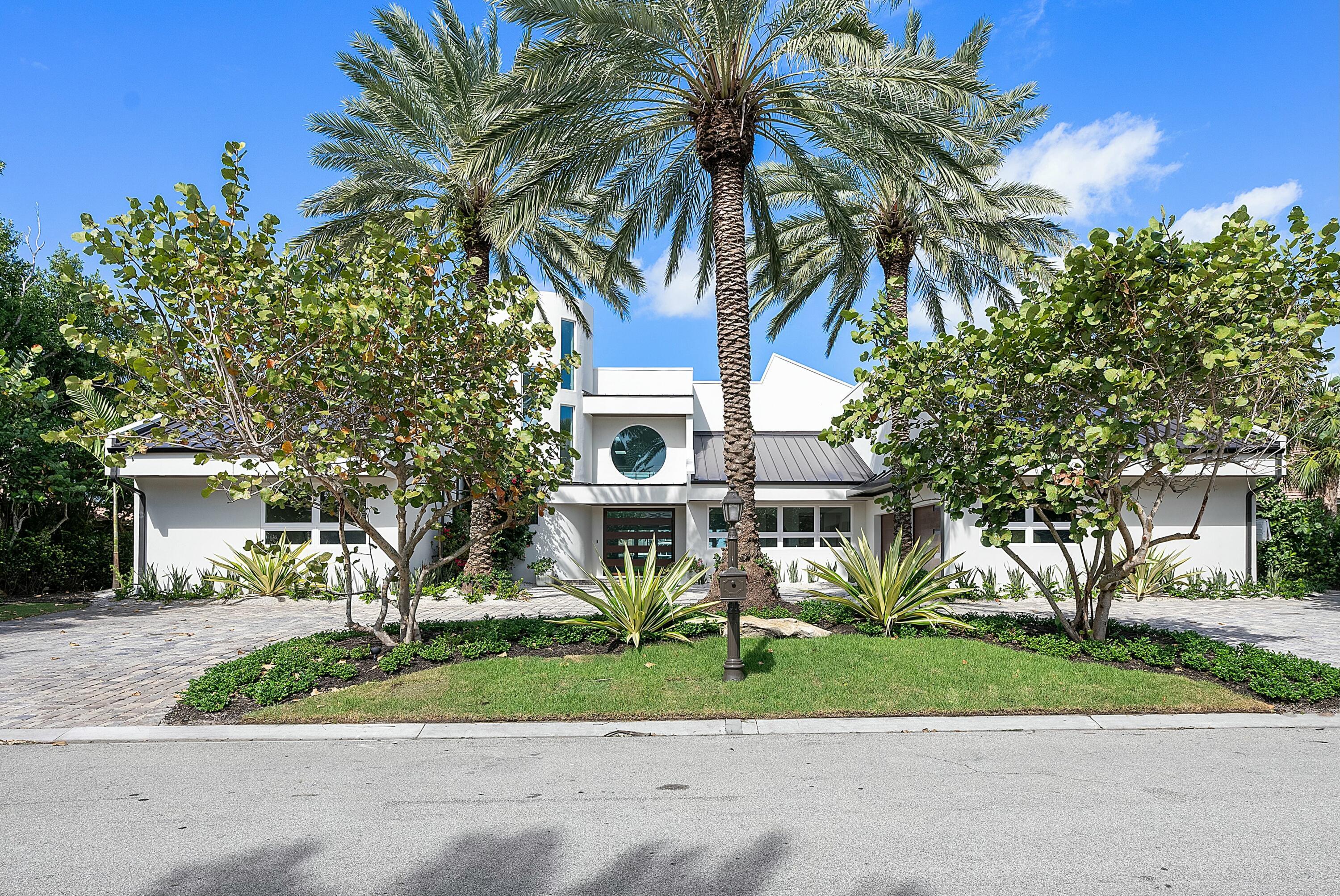 6879 SE South Marina, Stuart FL 34996