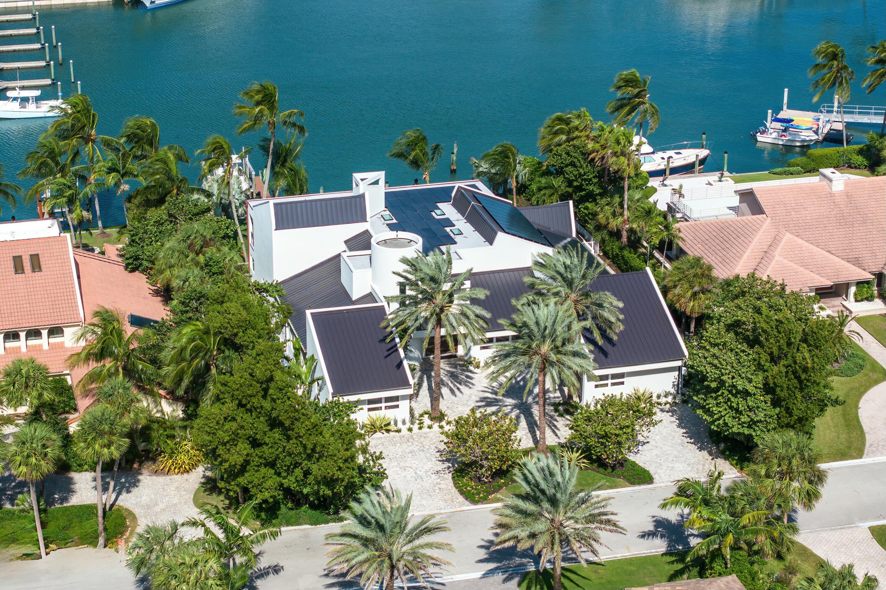 6879 SE South Marina, Stuart FL 34996