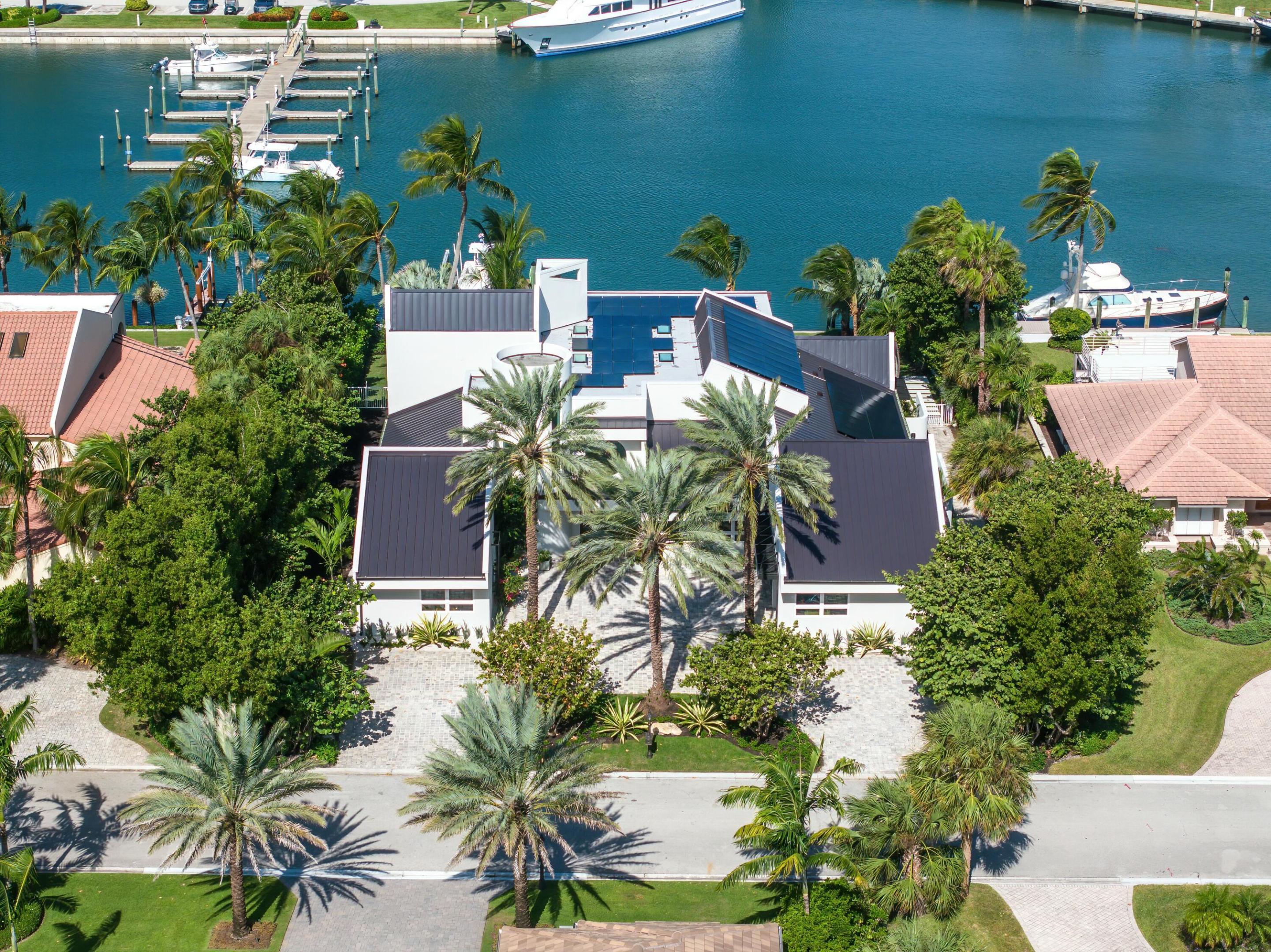 6879 SE South Marina, Stuart FL 34996
