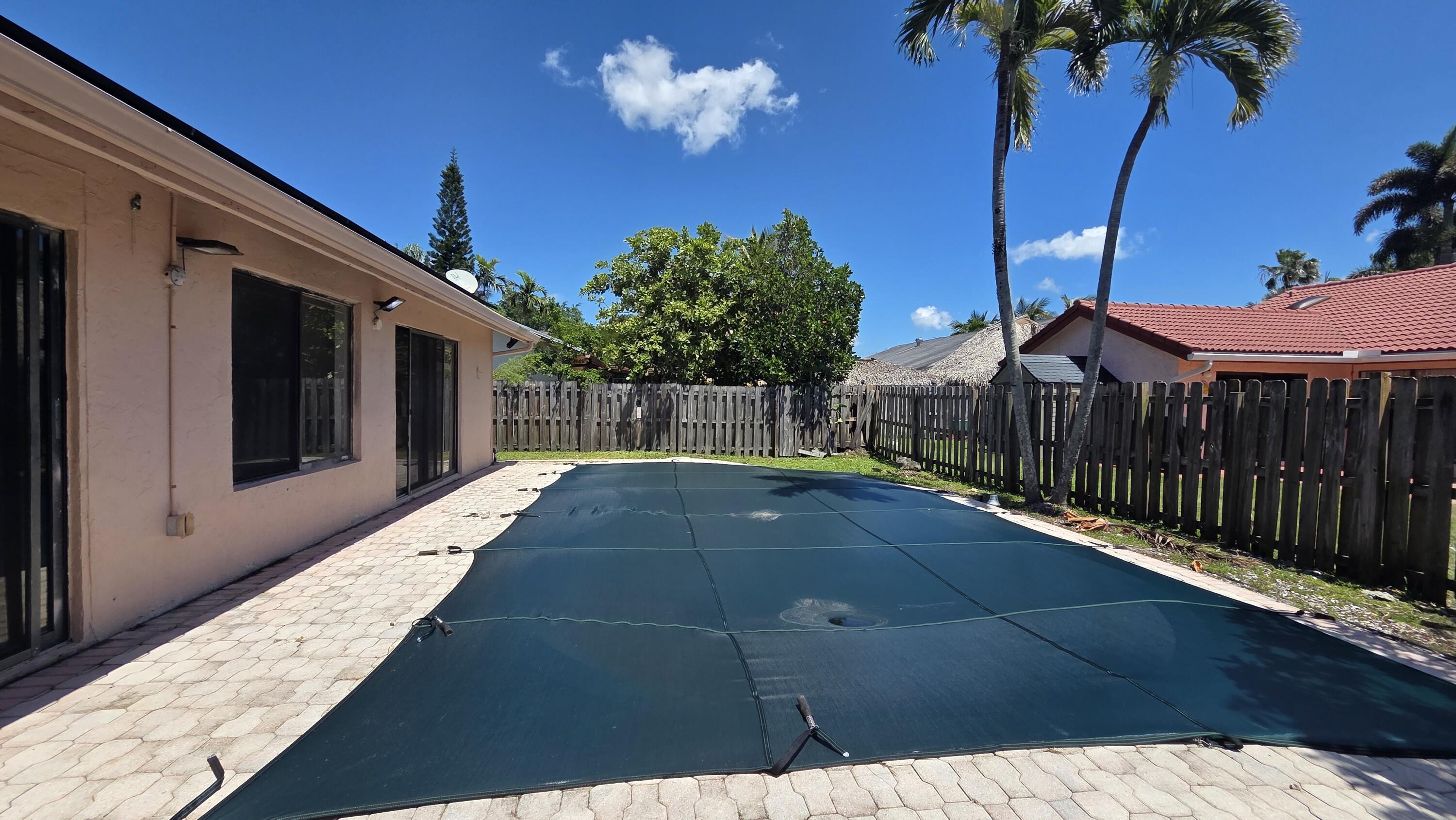 7440 NW 42nd, Lauderhill FL 33319