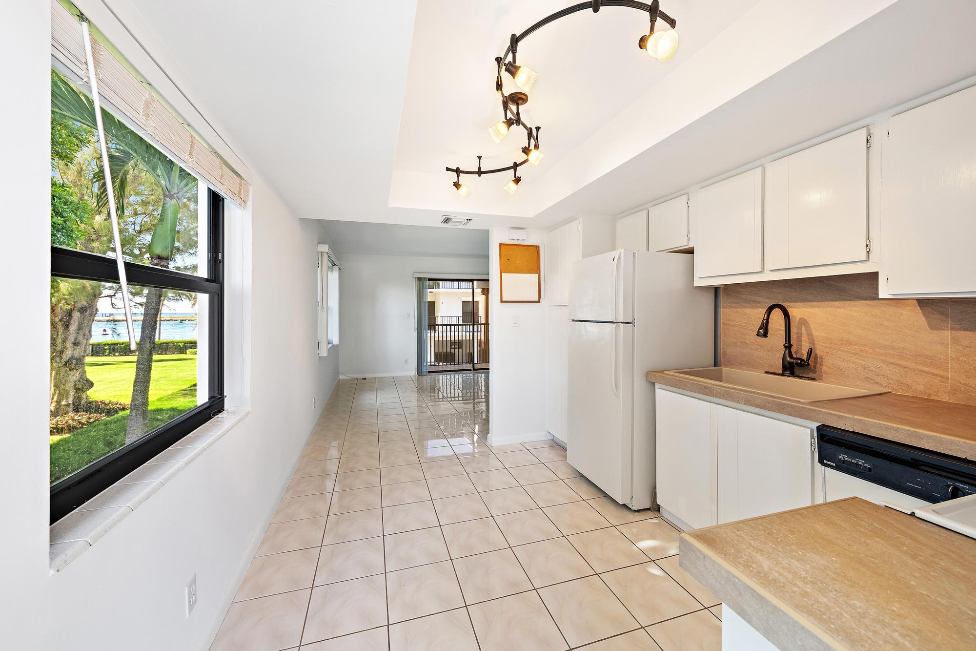 300 Inlet #3, Palm Beach Shores FL 33404