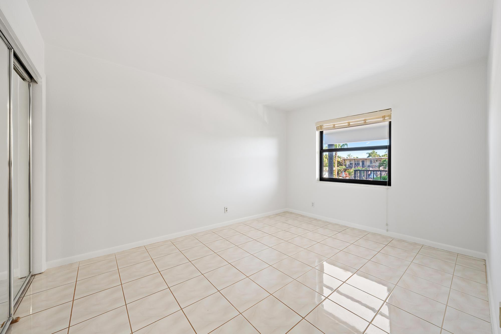 300 Inlet #3, Palm Beach Shores FL 33404