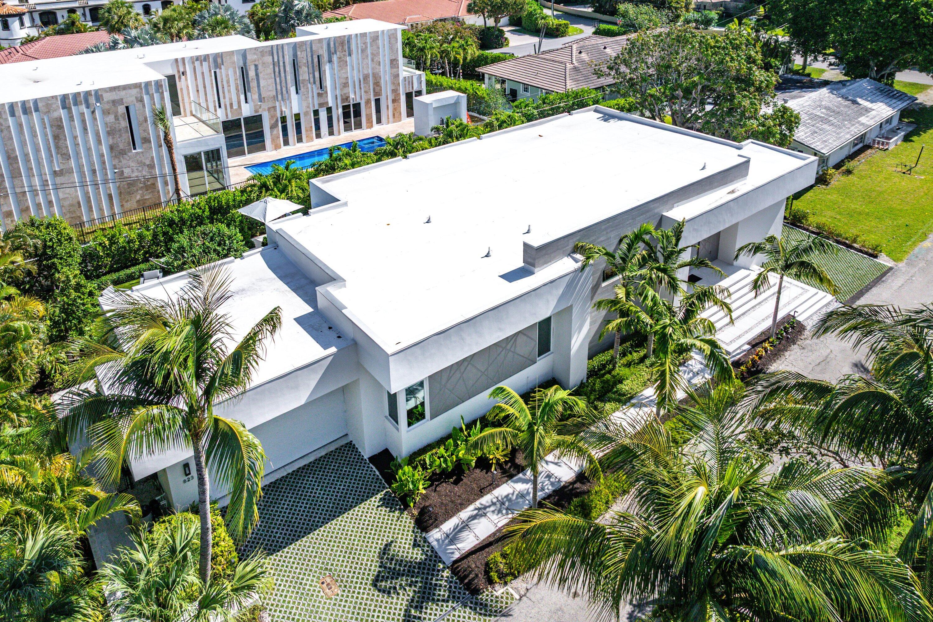 823 W Oyster, Lantana FL 33462