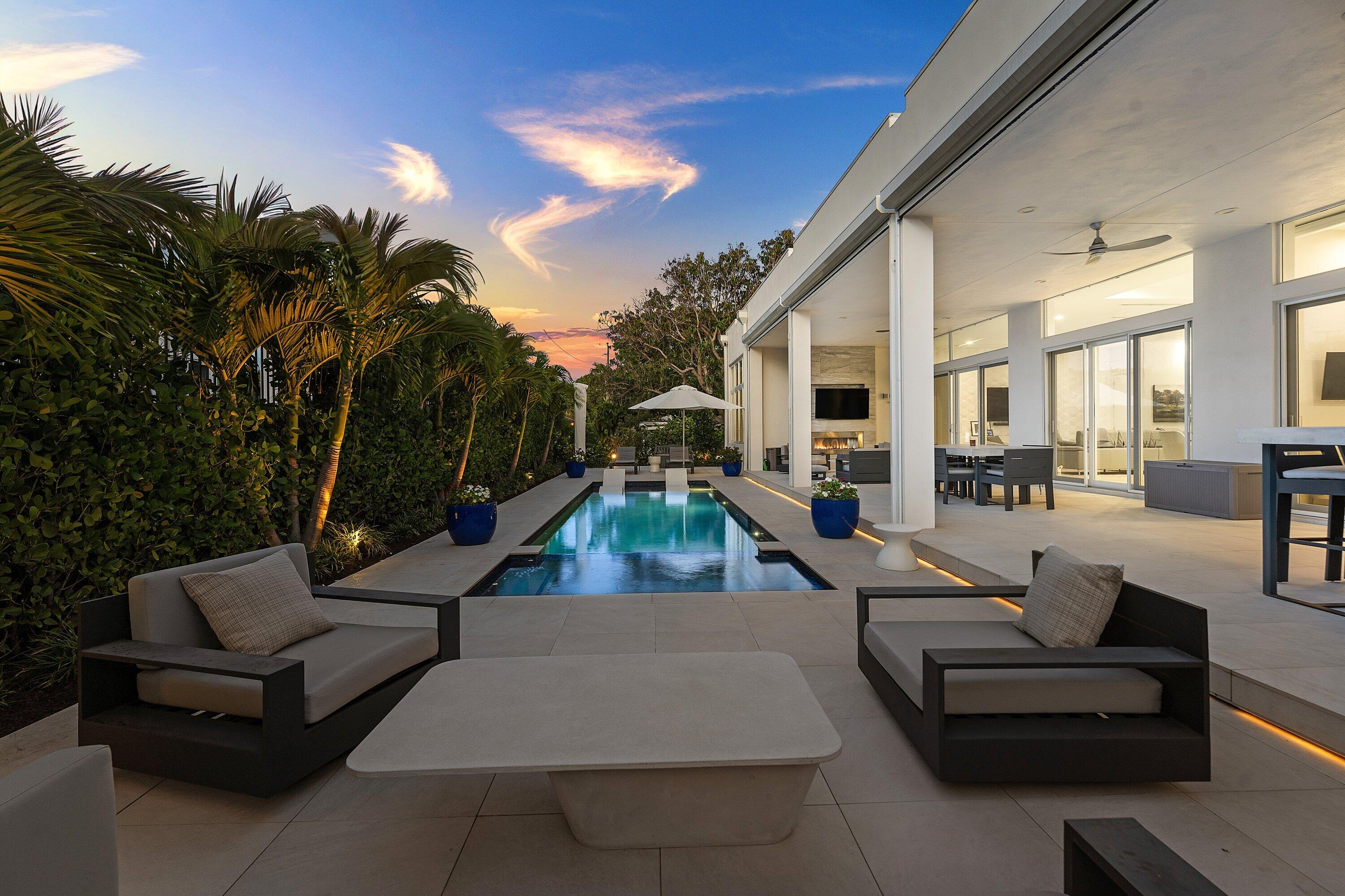 823 W Oyster, Lantana FL 33462