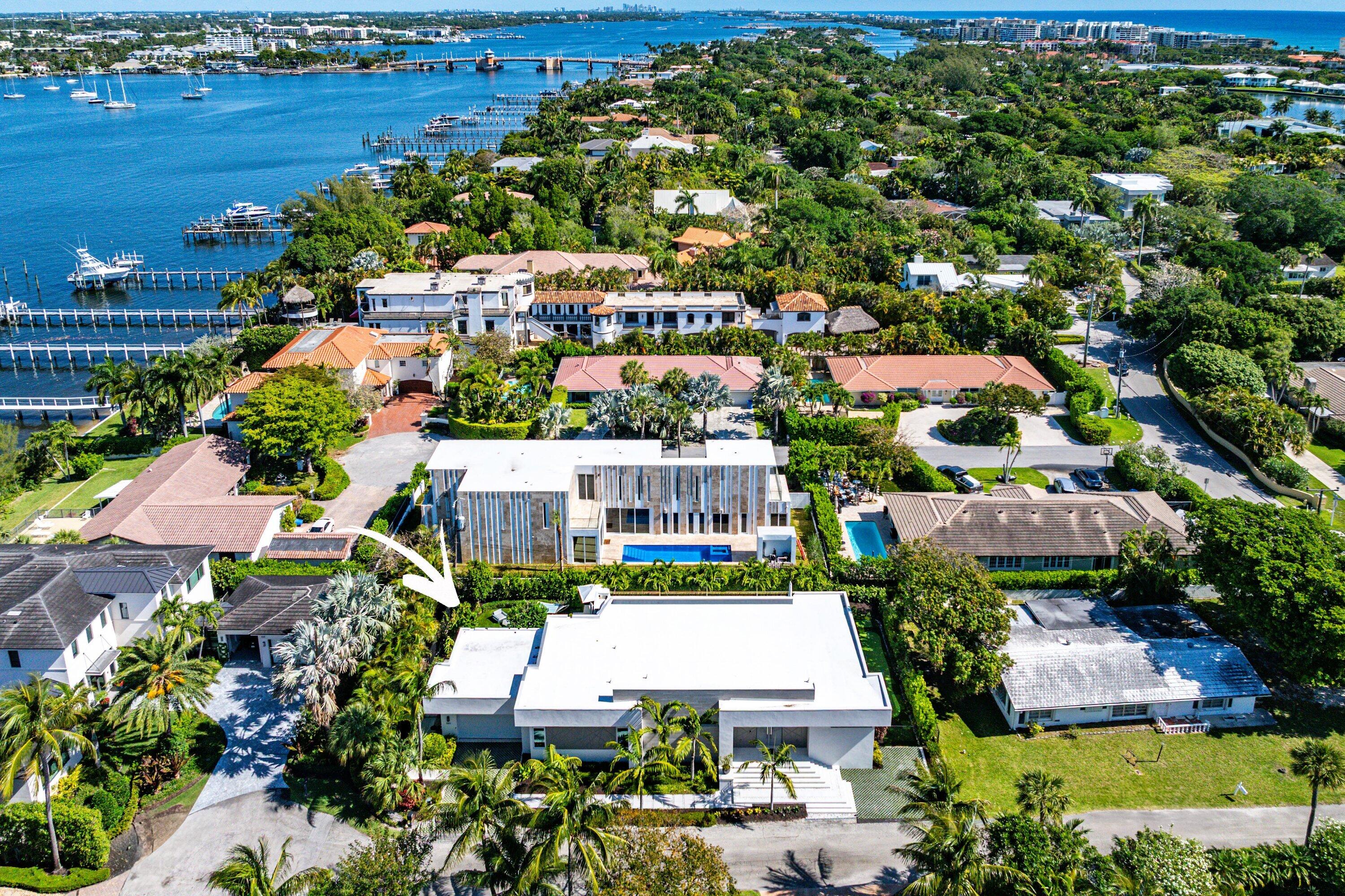 823 W Oyster, Lantana FL 33462