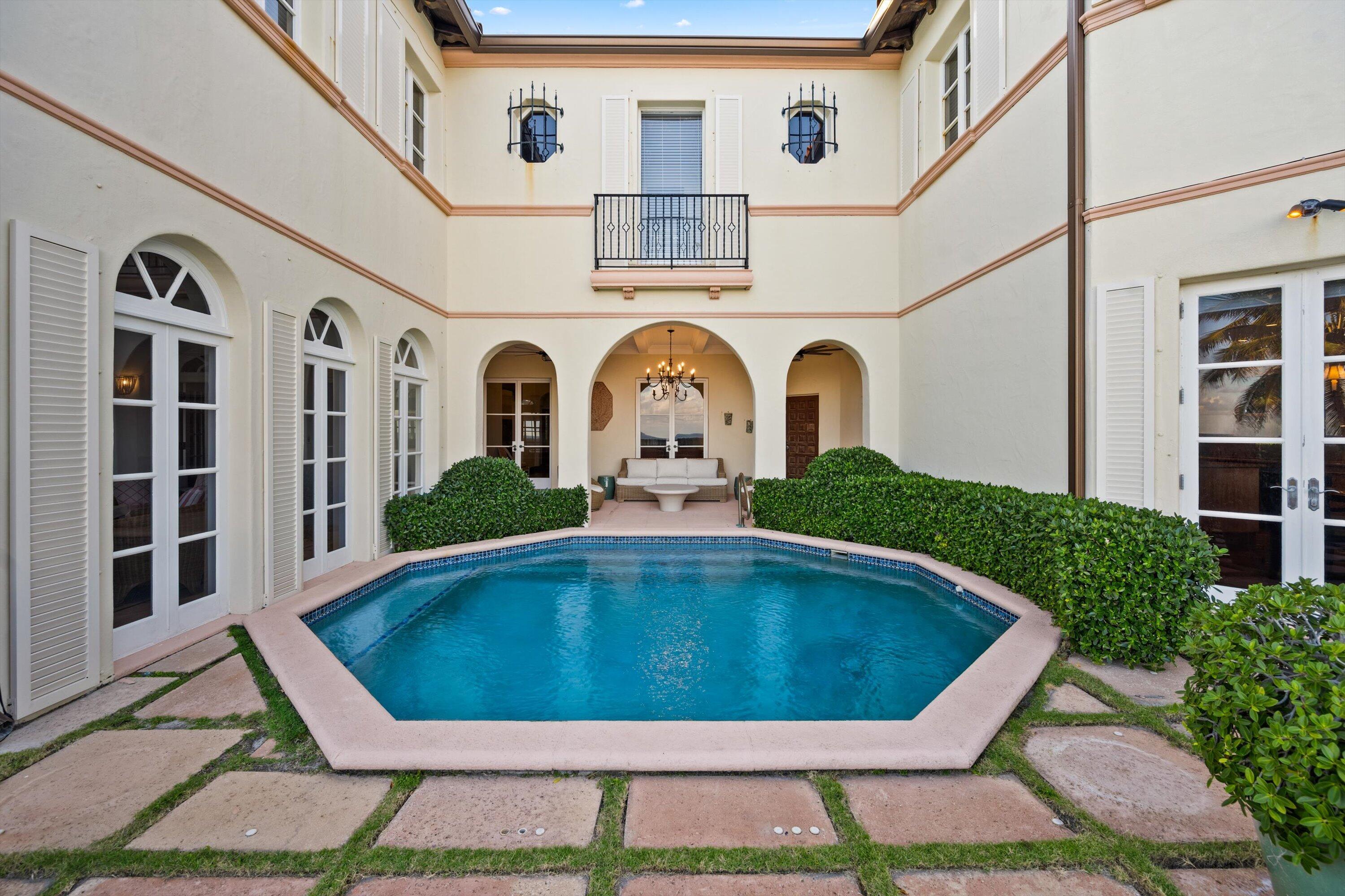 240 N Ocean, Palm Beach FL 33480