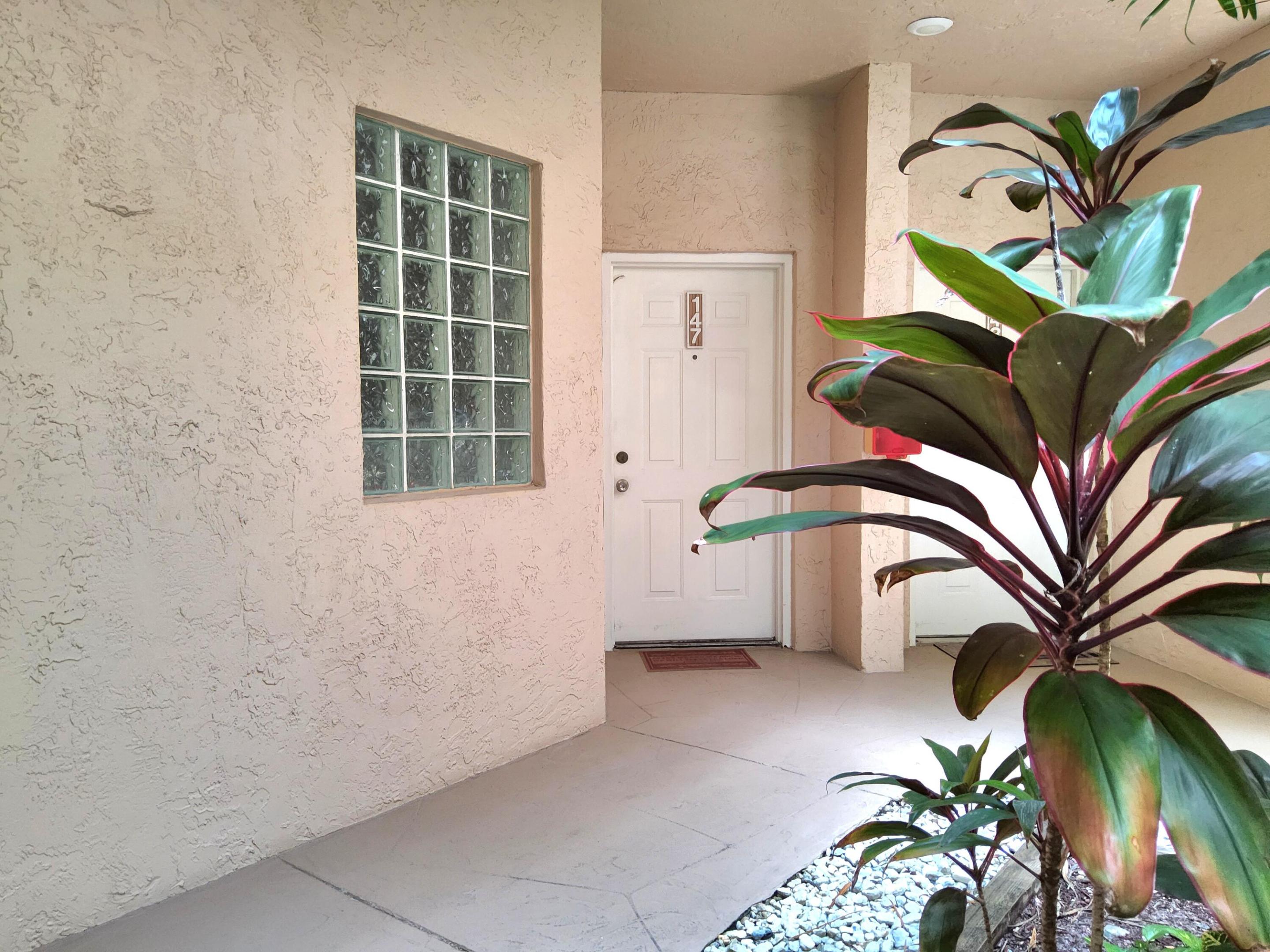 4300 NW 30th #147, Coconut Creek FL 33066