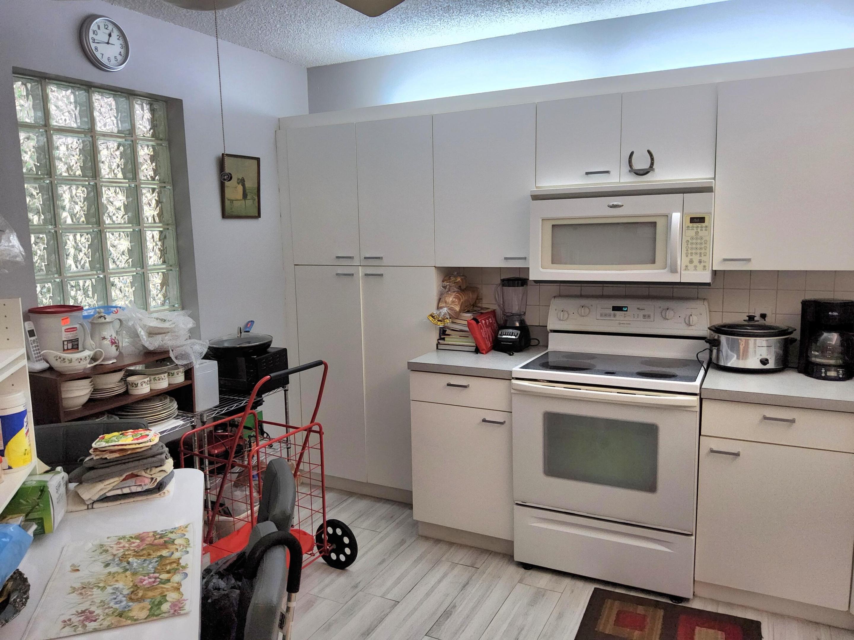 4300 NW 30th #147, Coconut Creek FL 33066