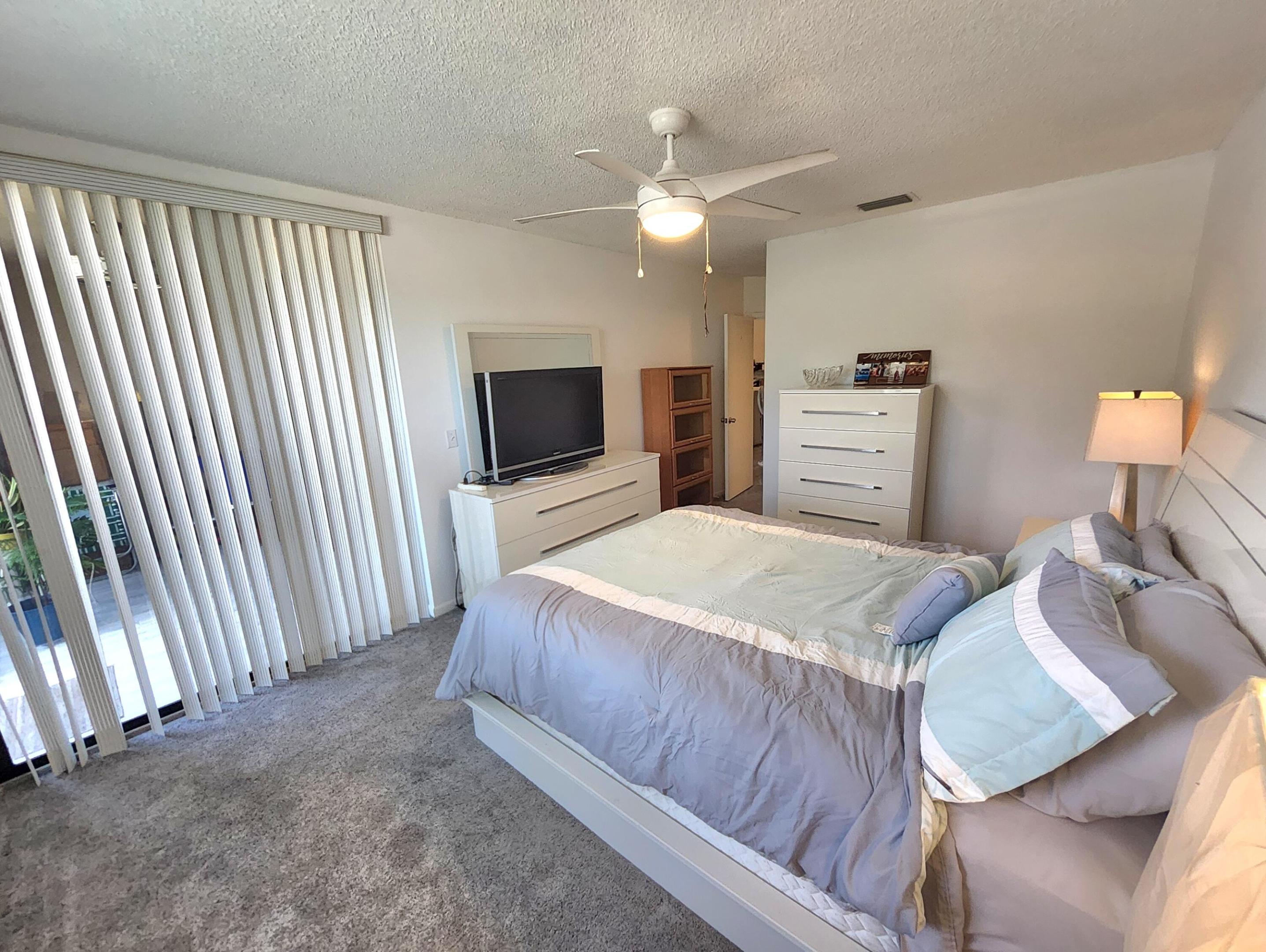 4300 NW 30th #147, Coconut Creek FL 33066
