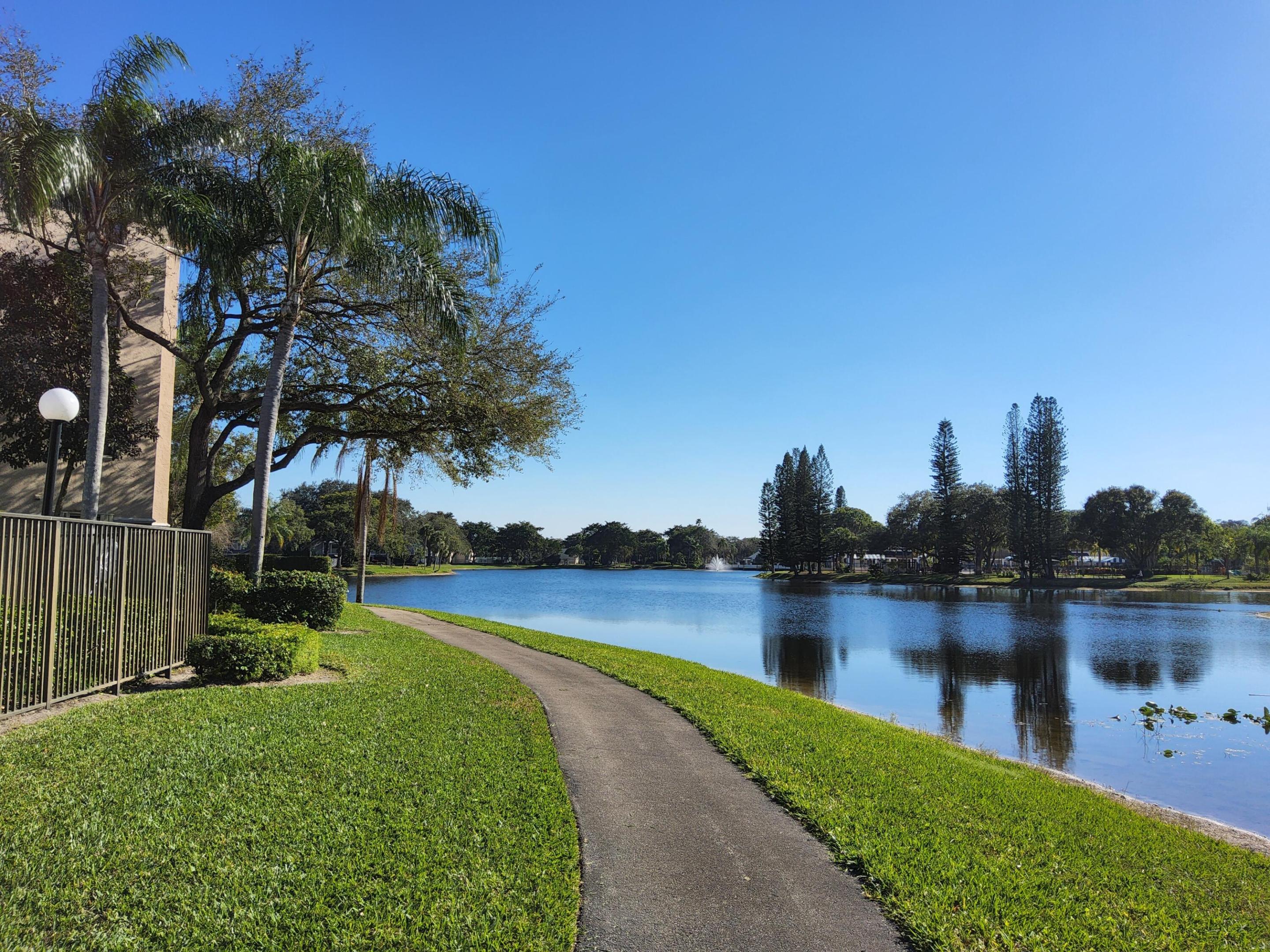 4300 NW 30th #147, Coconut Creek FL 33066