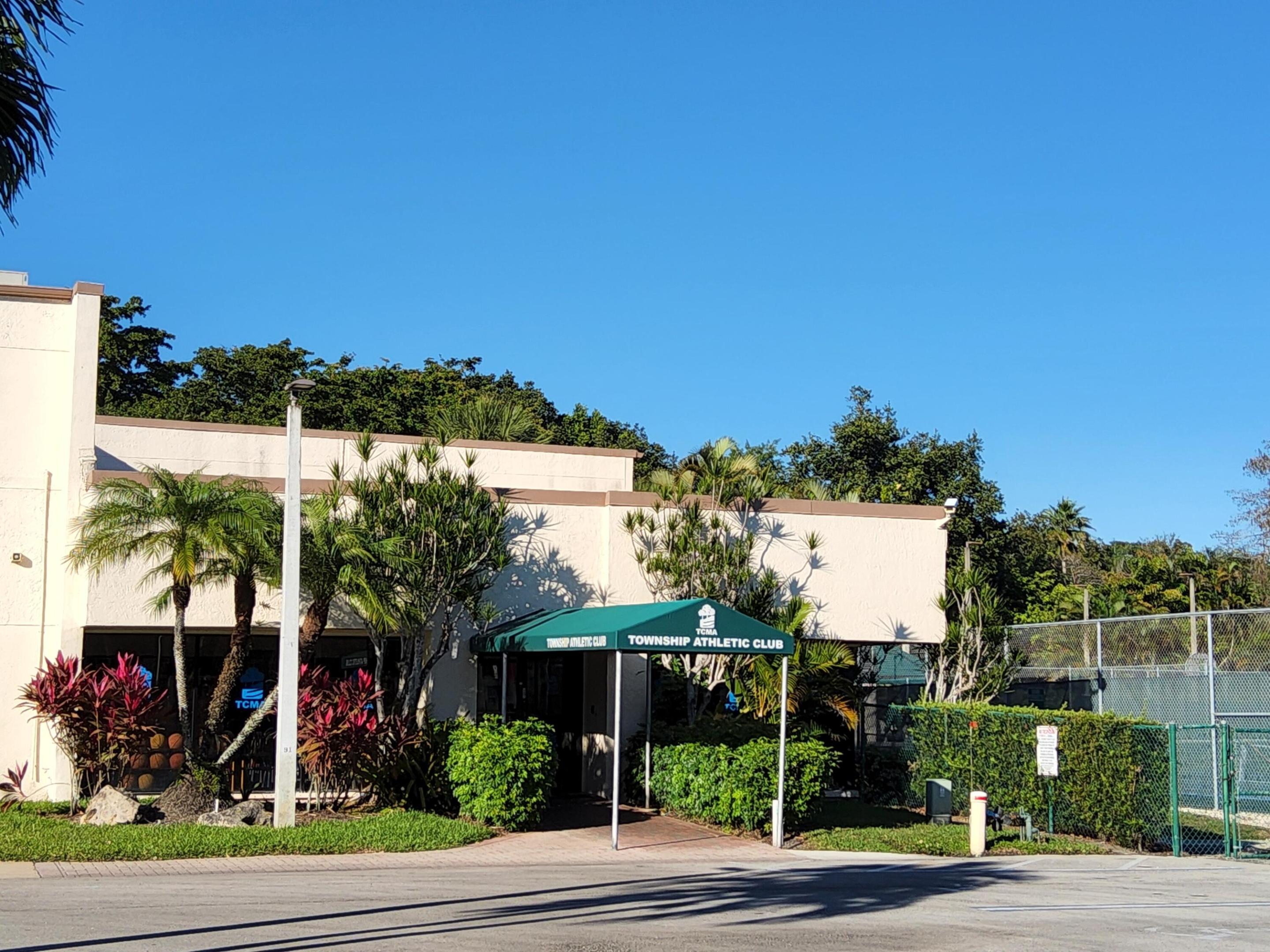 4300 NW 30th #147, Coconut Creek FL 33066
