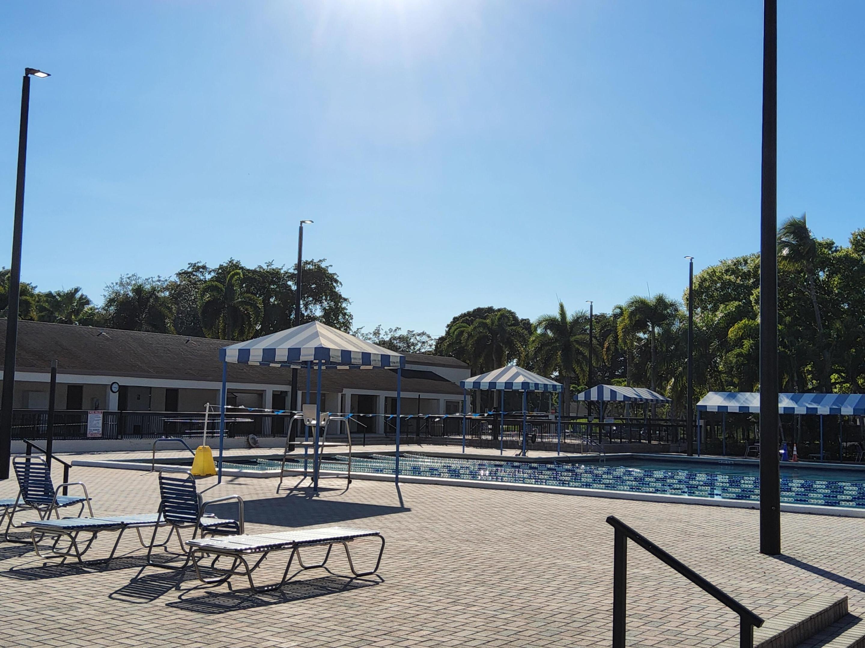 4300 NW 30th #147, Coconut Creek FL 33066