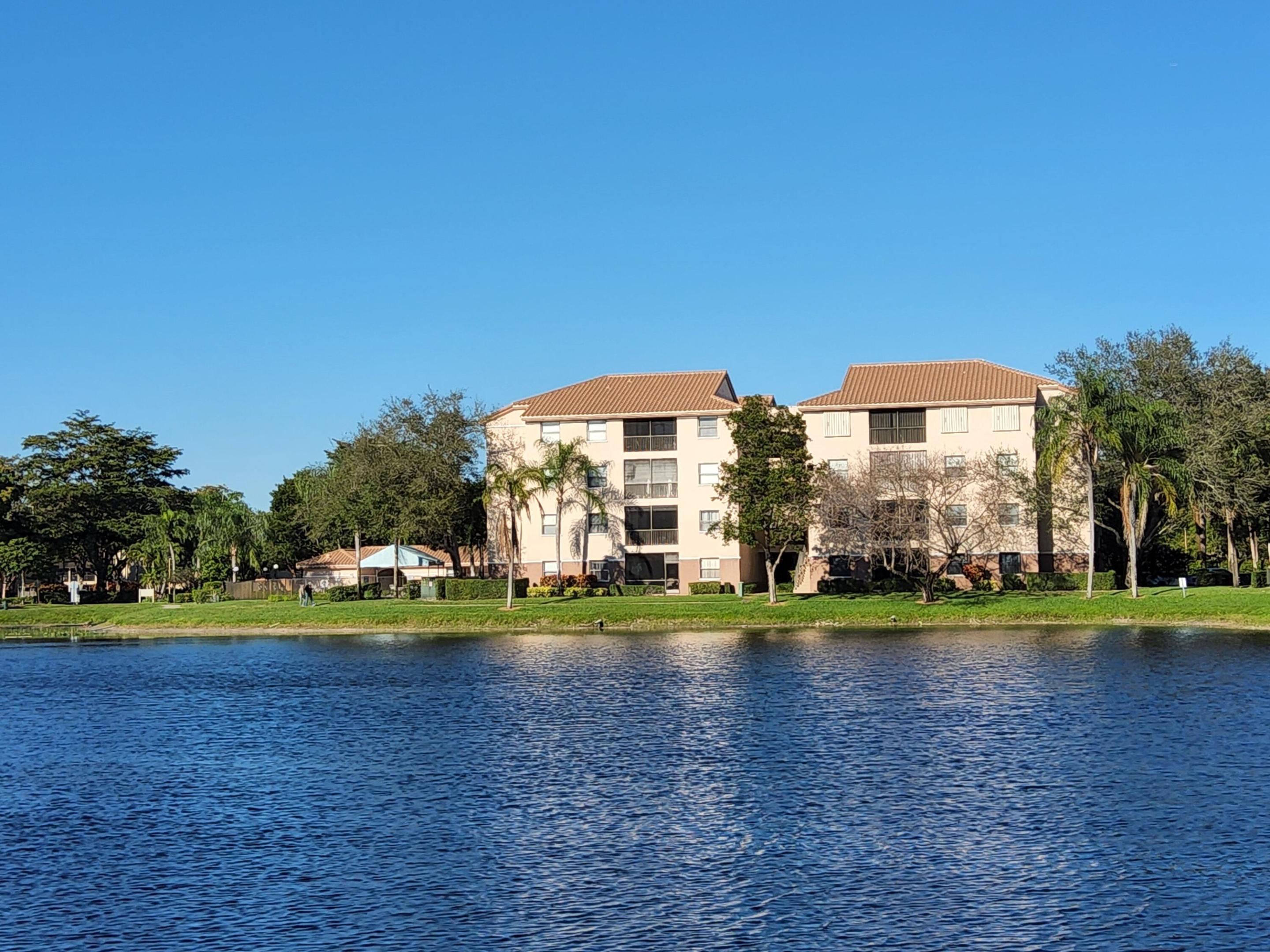 4300 NW 30th #147, Coconut Creek FL 33066
