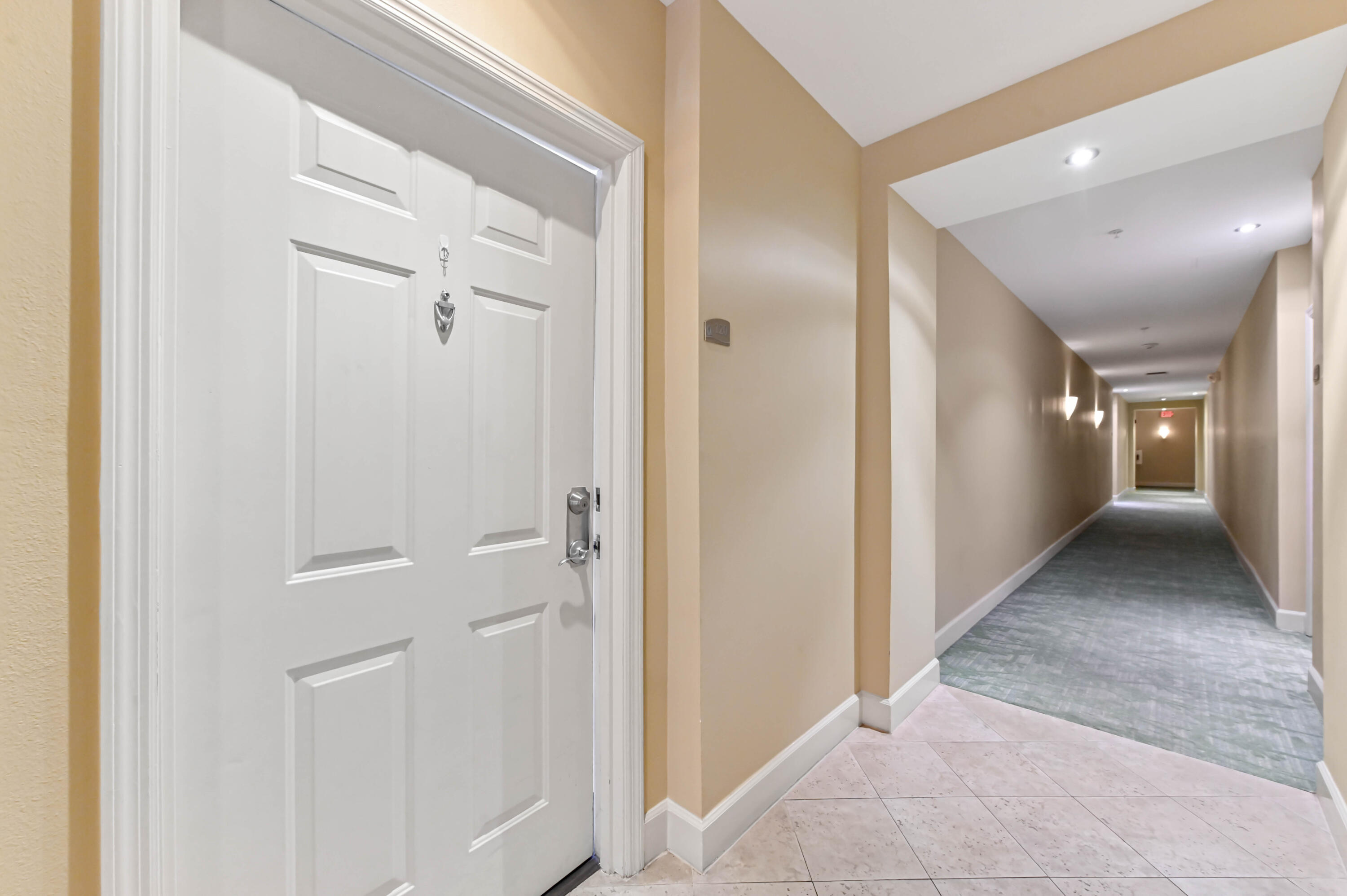 804 E Windward #120, Lantana FL 33462