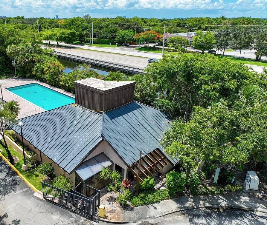 141 SW 96th #302, Plantation FL 33324