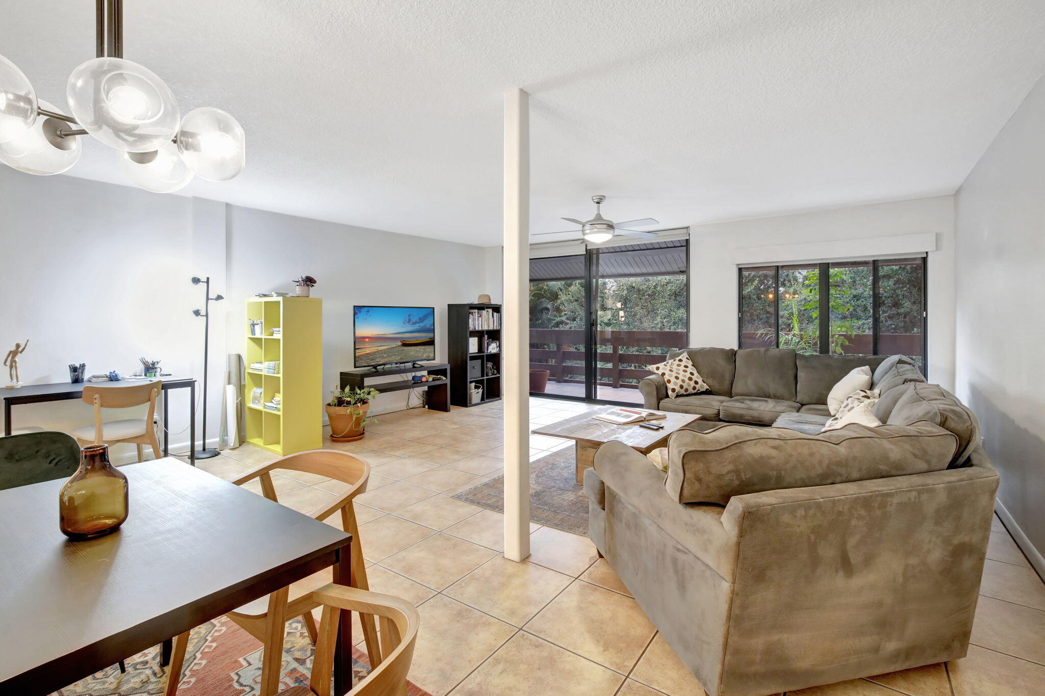 141 SW 96th #302, Plantation FL 33324